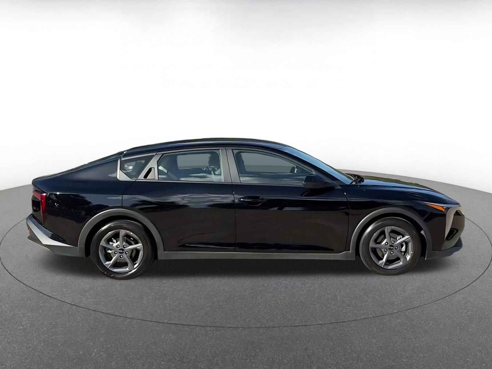 Thumbnail: 2025 Kia K4 - 16