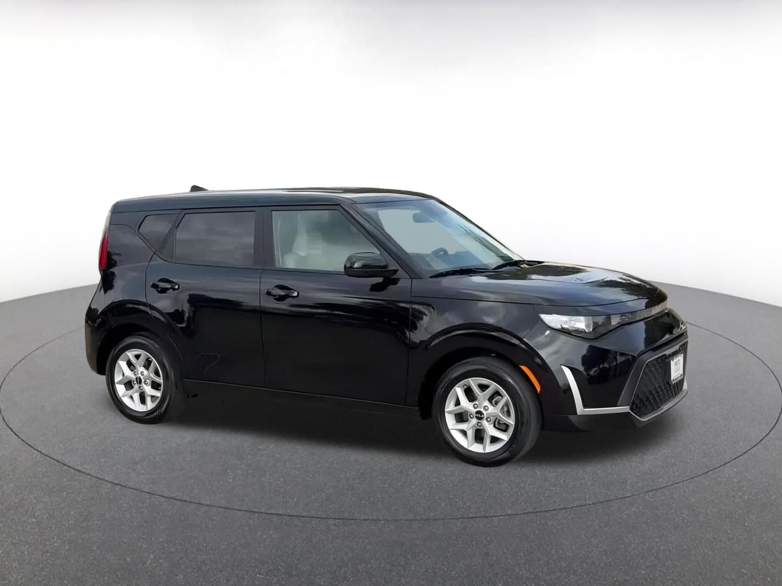 Thumbnail: 2025 Kia Soul - 2