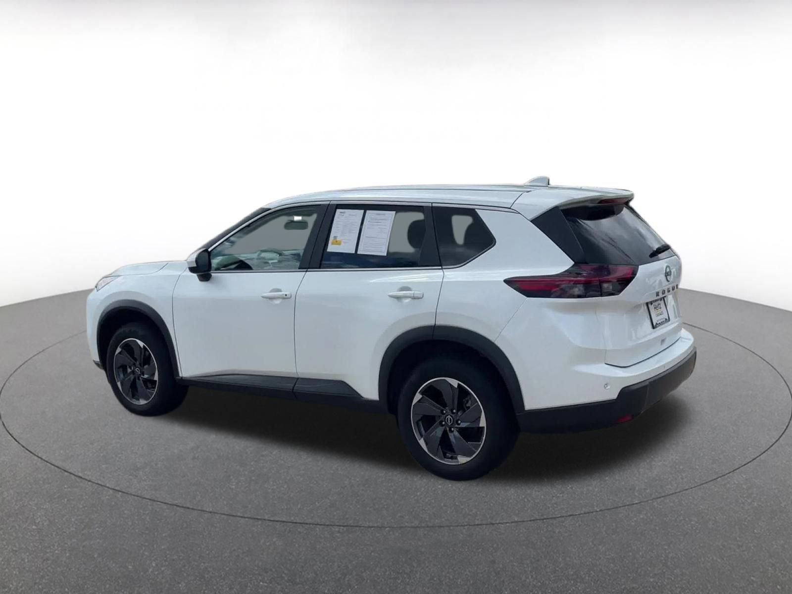 Thumbnail: 2025 Nissan Rogue - 10