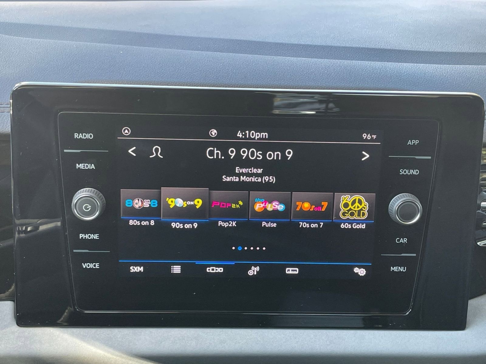 Thumbnail: 2025 Volkswagen Jetta - 21