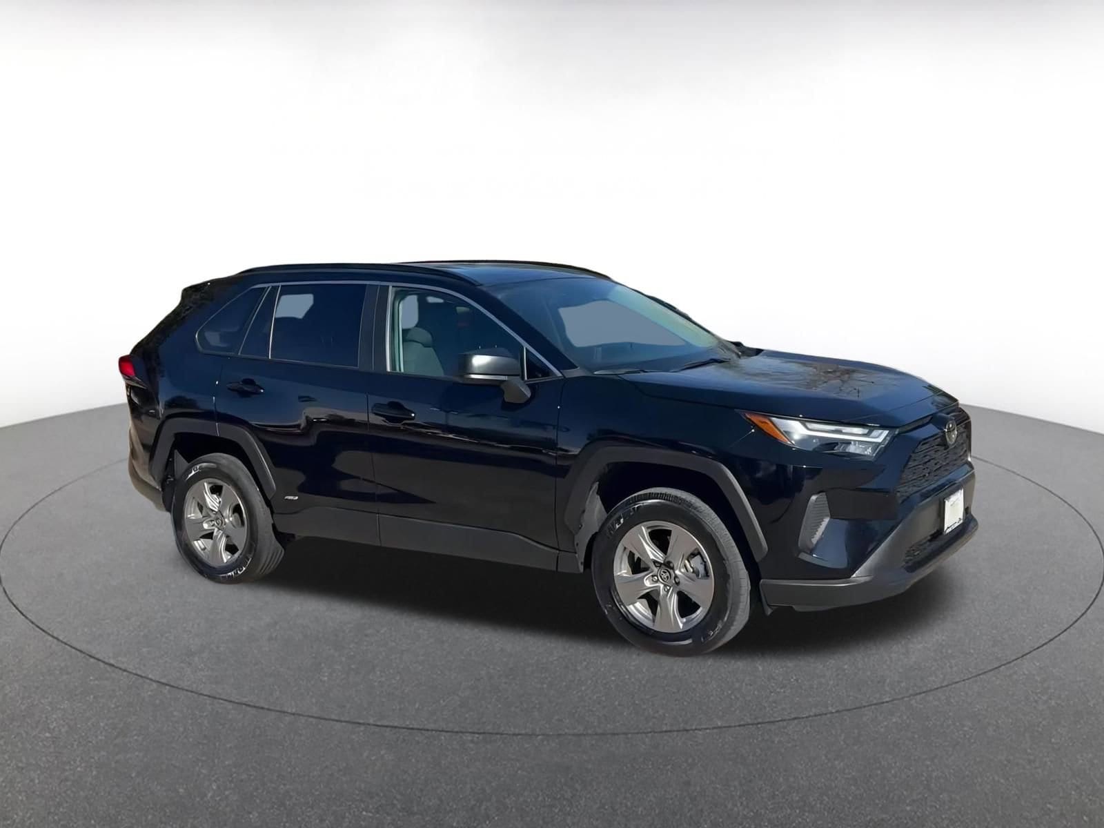 Thumbnail: 2025 Toyota RAV4 - 2