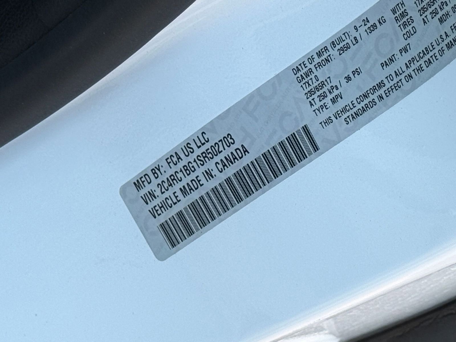 Thumbnail: 2025 Chrysler Pacifica - 31