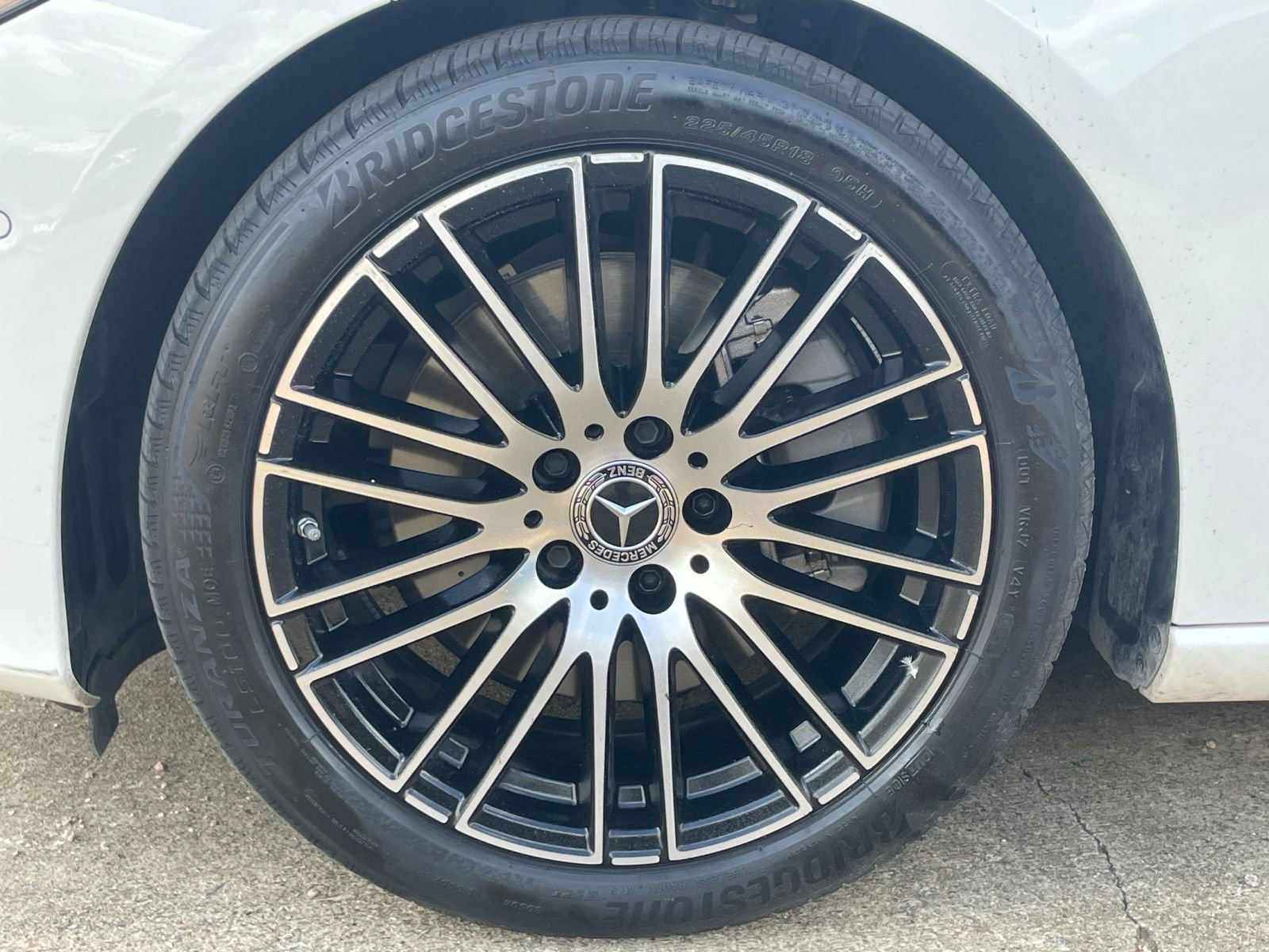 Thumbnail: 2024 Mercedes-Benz C-Class - 30