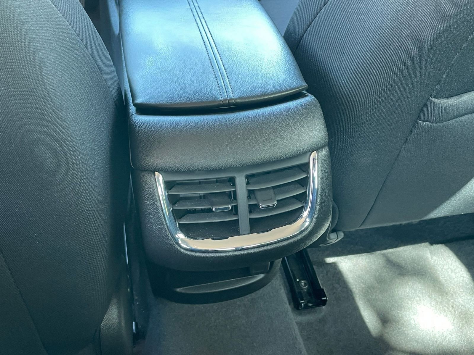 Thumbnail: 2024 Chevrolet Malibu - 25