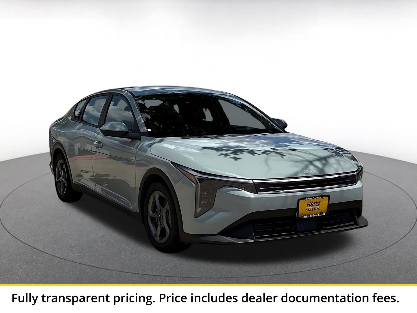 Thumbnail: 2025 Kia K4 - 1