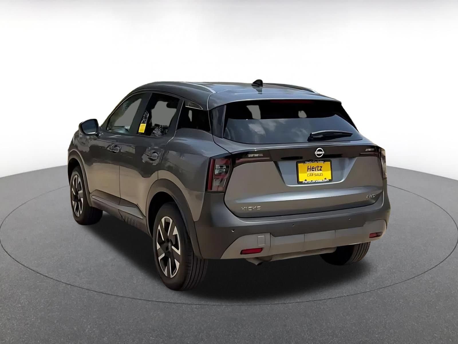 Thumbnail: 2026 Nissan Kicks - 10