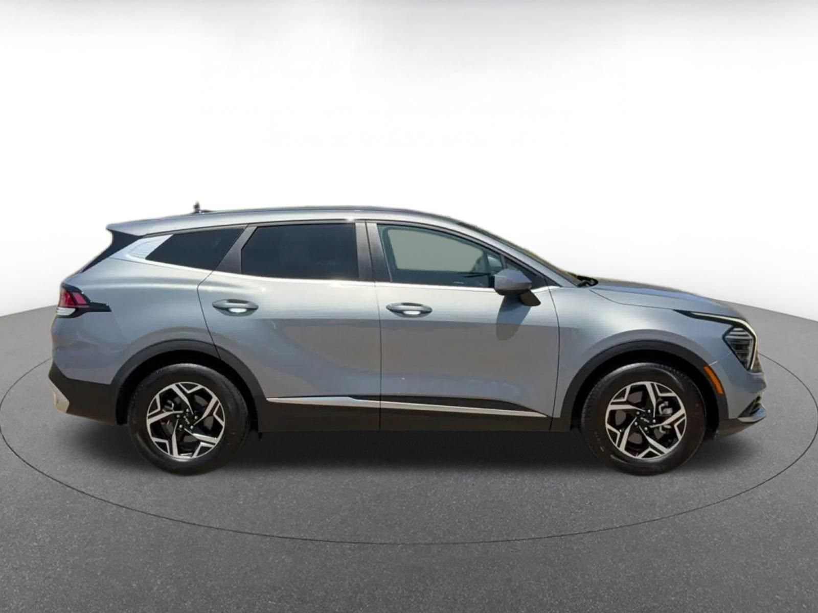 Thumbnail: 2025 Kia Sportage - 13