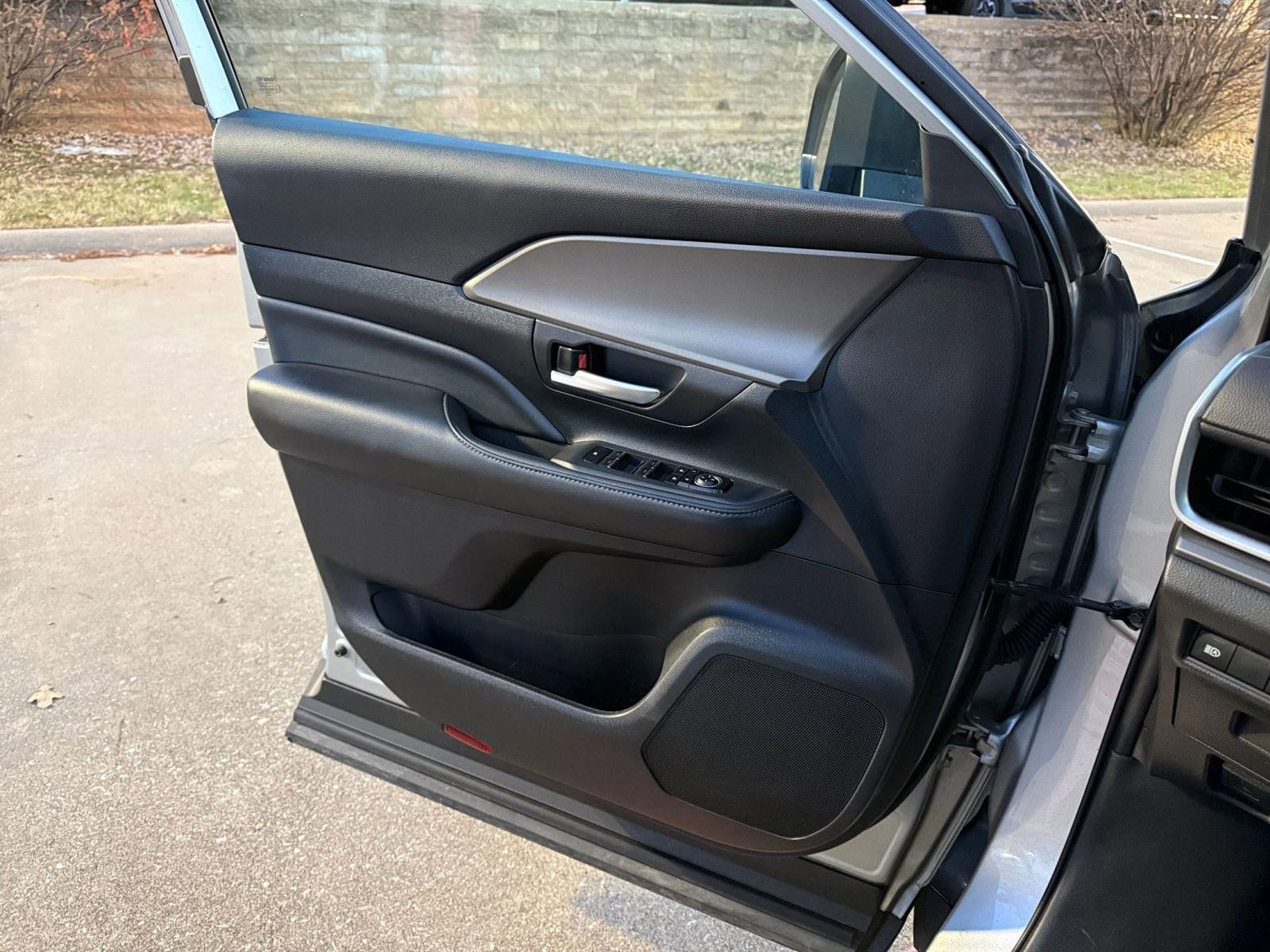 Thumbnail: 2025 Toyota Grand Highlander - 21