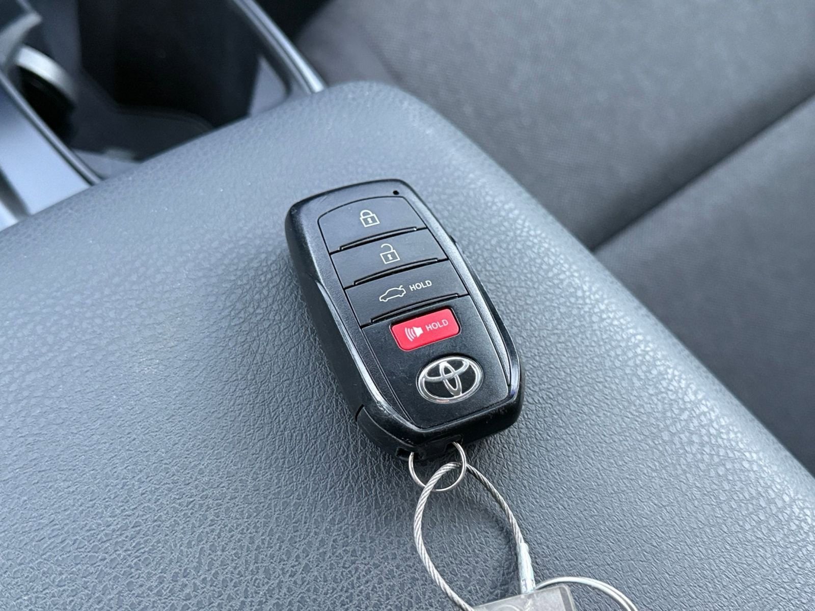 Thumbnail: 2025 Toyota Camry - 22