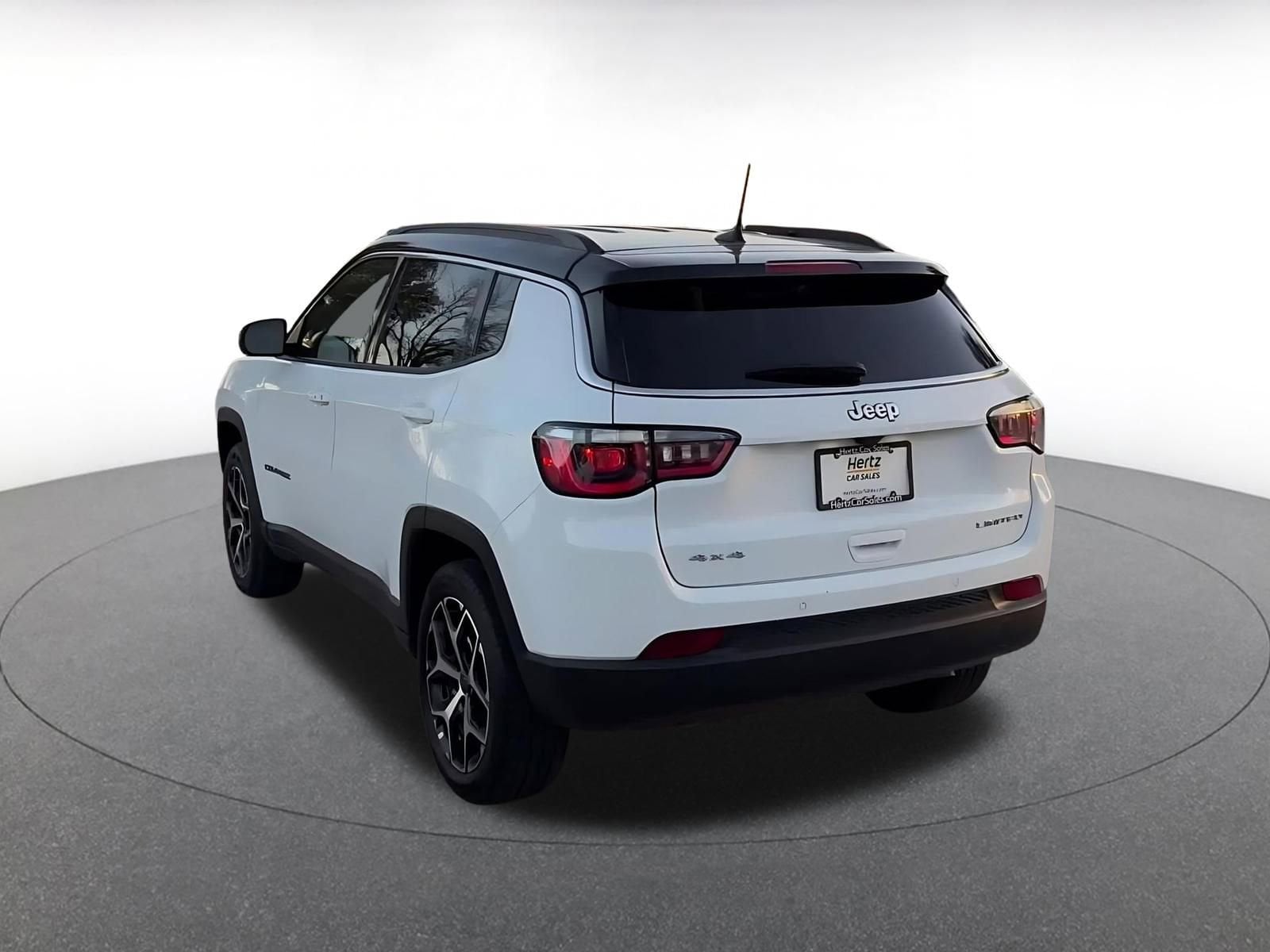 Thumbnail: 2025 Jeep Compass - 11