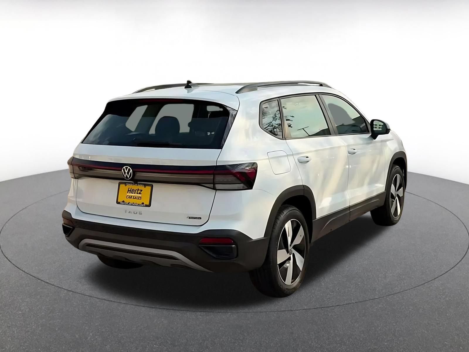 Thumbnail: 2026 Volkswagen Taos - 11