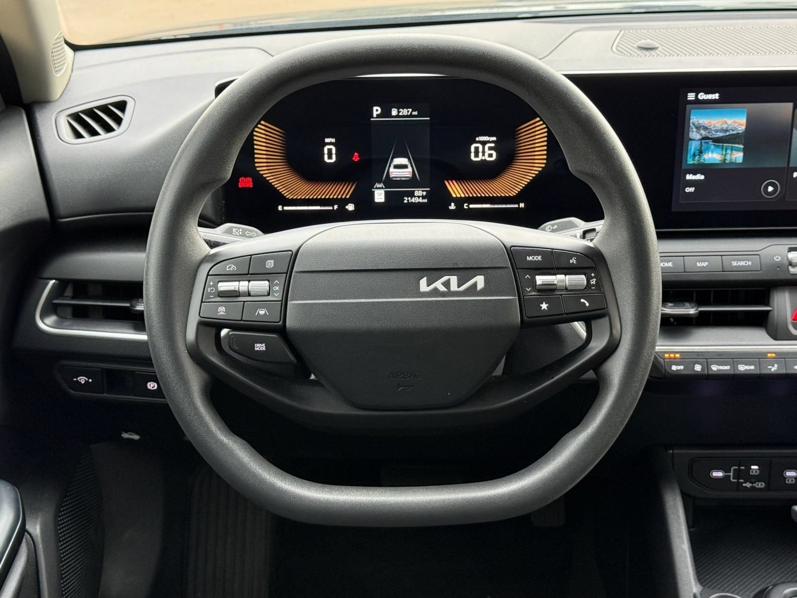 Thumbnail: 2026 Kia K4 - 28