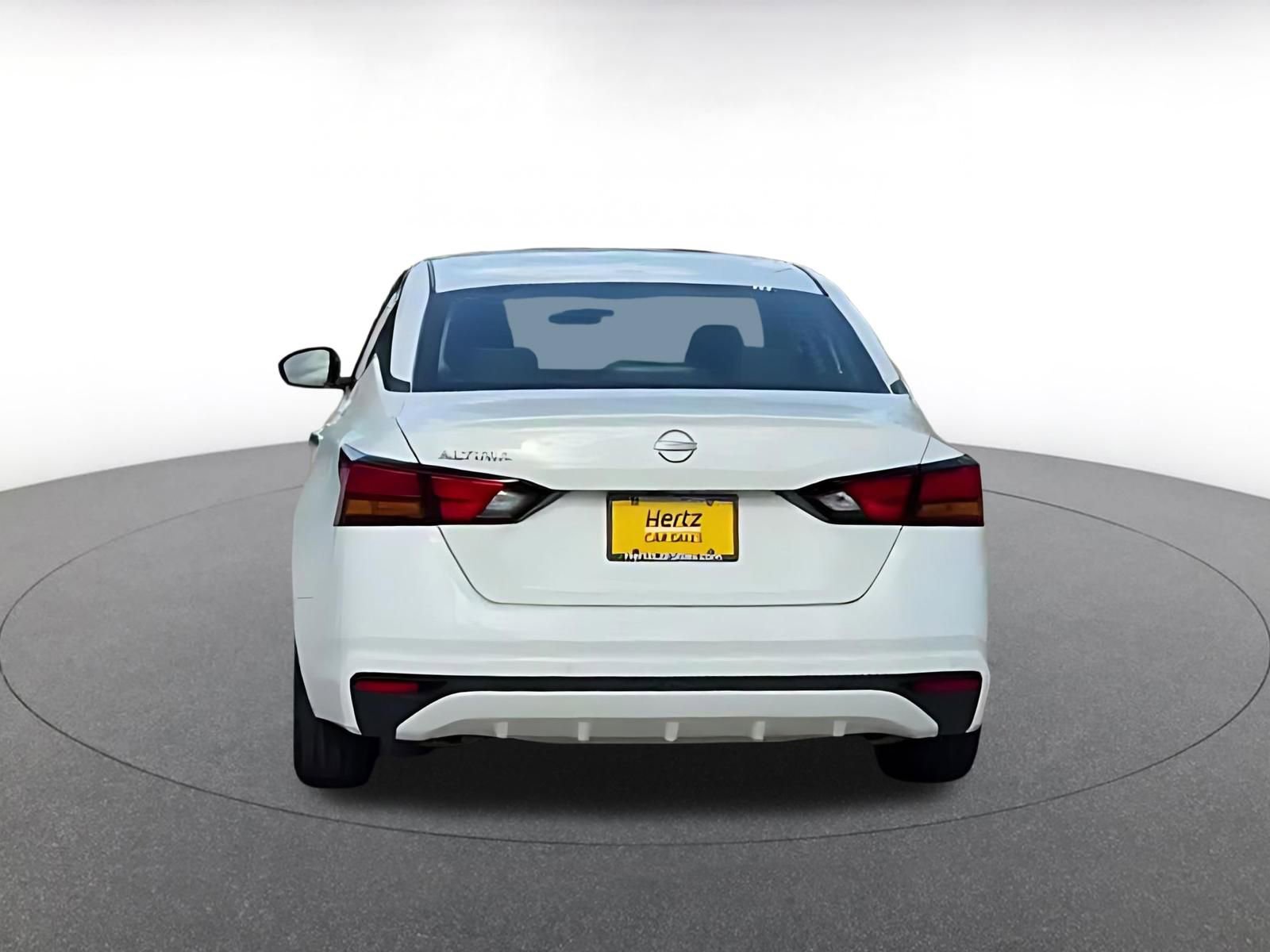 Thumbnail: 2025 Nissan Altima - 12