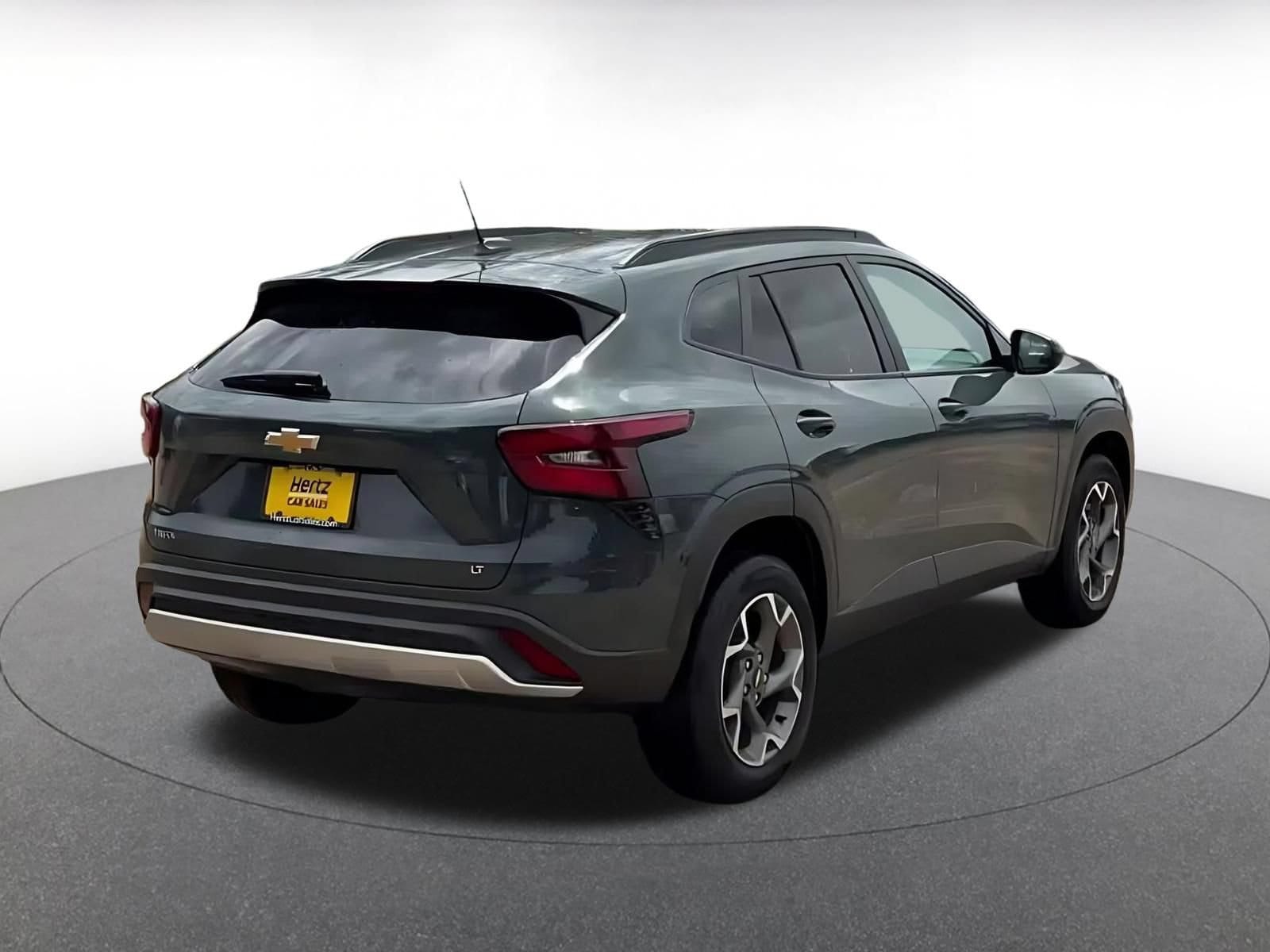Thumbnail: 2025 Chevrolet Trax - 15
