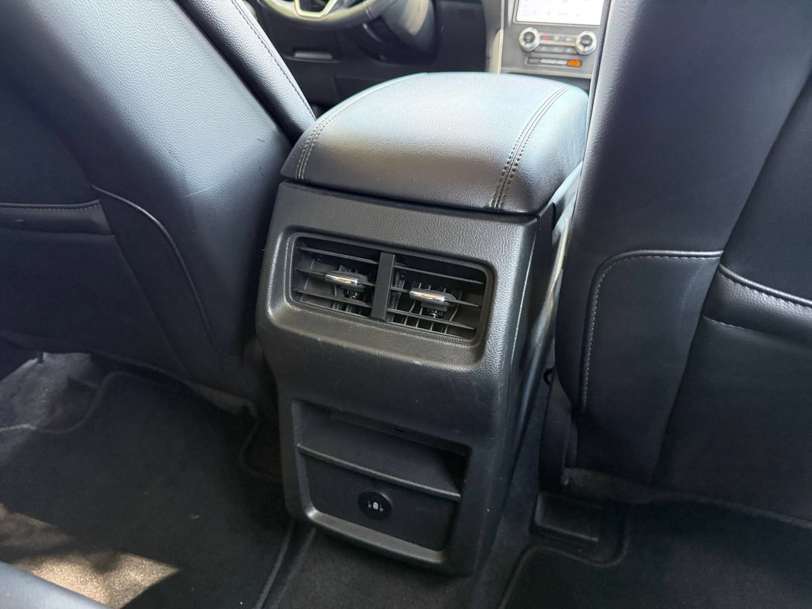 Thumbnail: 2024 Ford Edge - 24