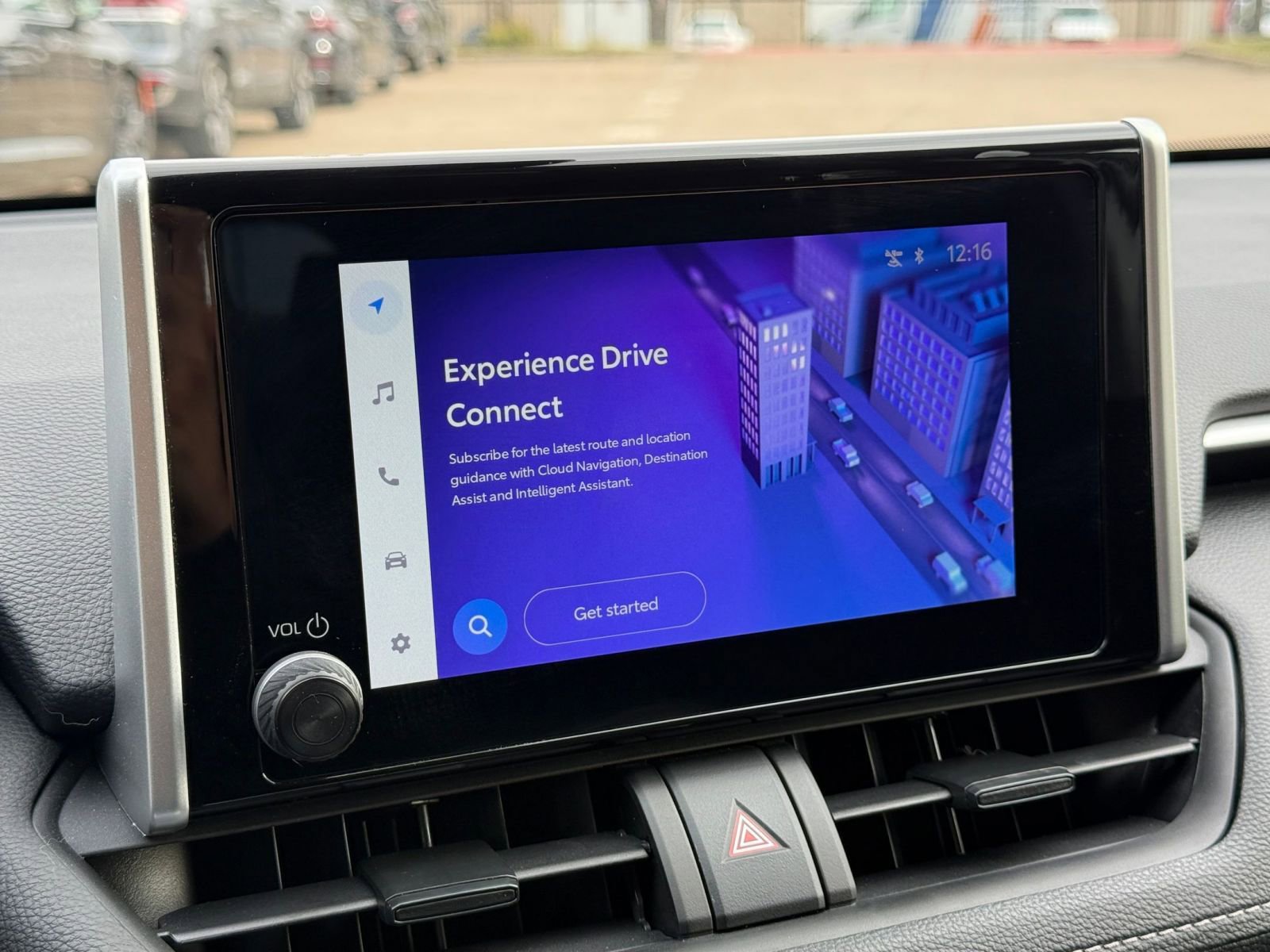 Thumbnail: 2025 Toyota RAV4 - 21