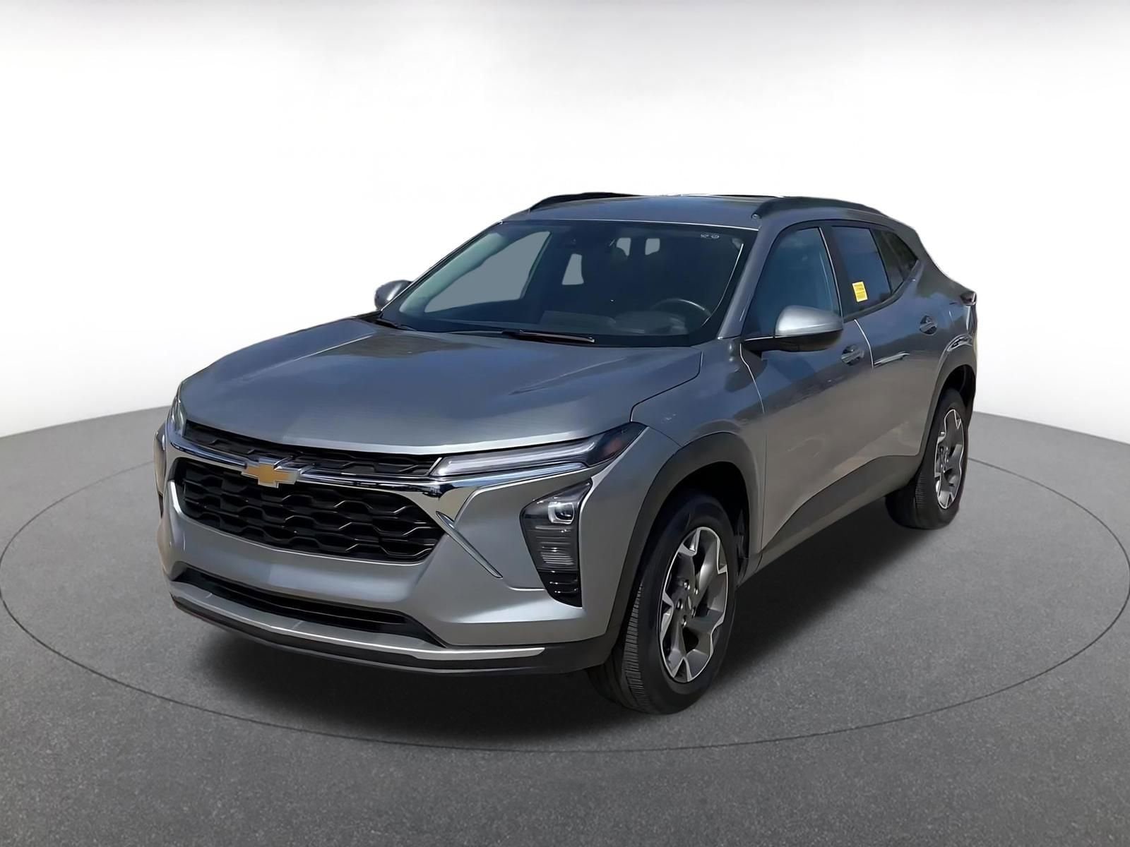 Thumbnail: 2025 Chevrolet Trax - 7