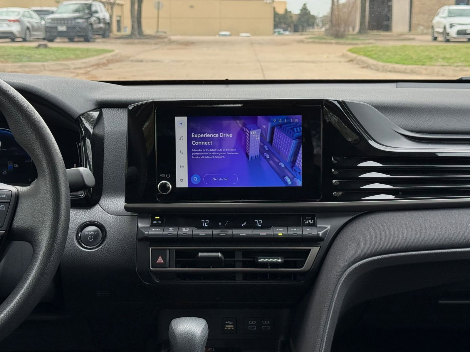 Thumbnail: 2025 Toyota Camry - 17