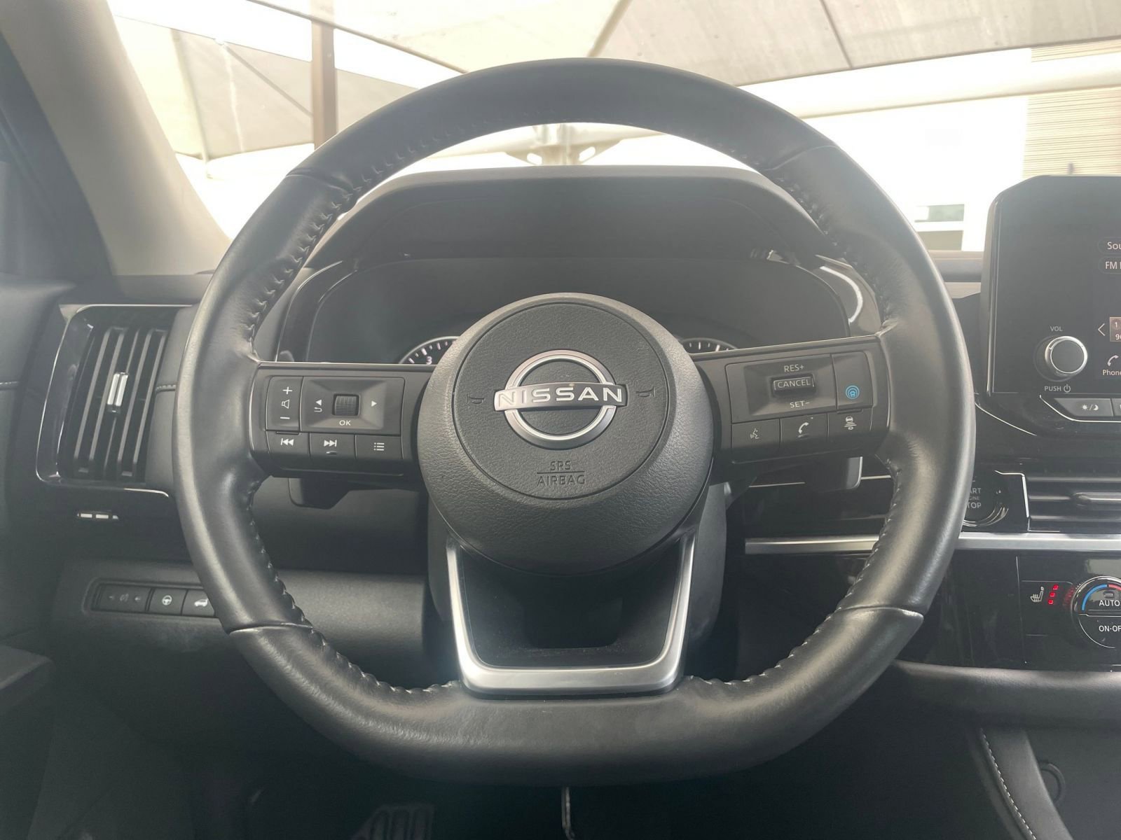 Thumbnail: 2025 Nissan Pathfinder - 31