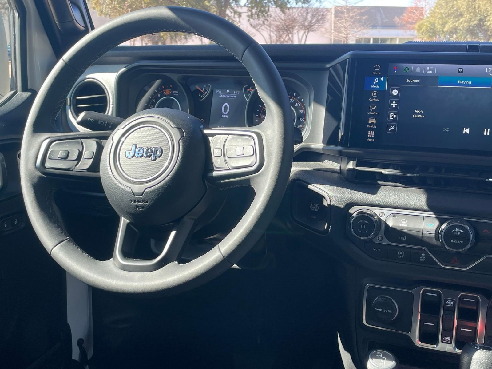 Thumbnail: 2025 Jeep Wrangler - 34