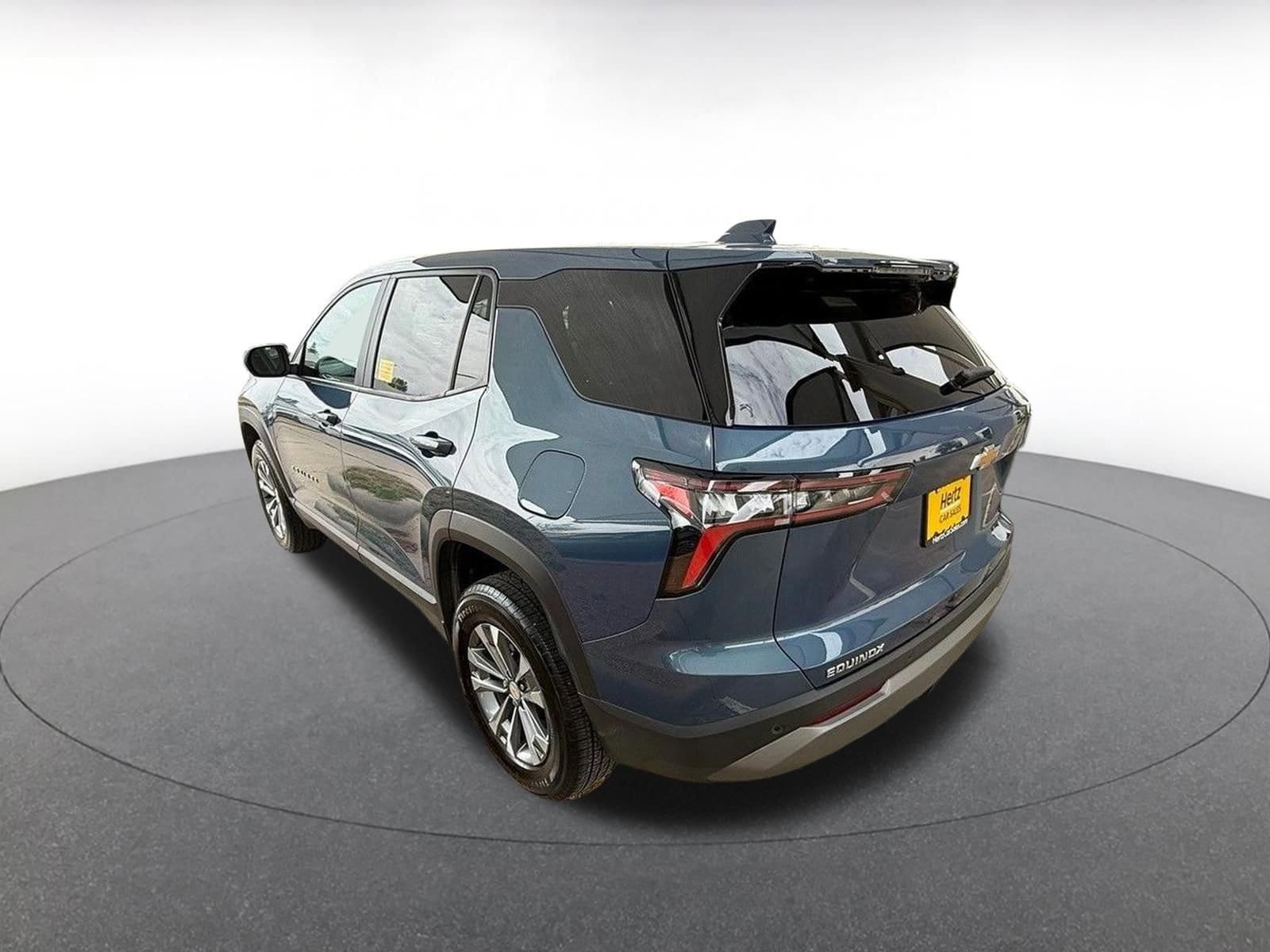 Thumbnail: 2025 Chevrolet Equinox - 4