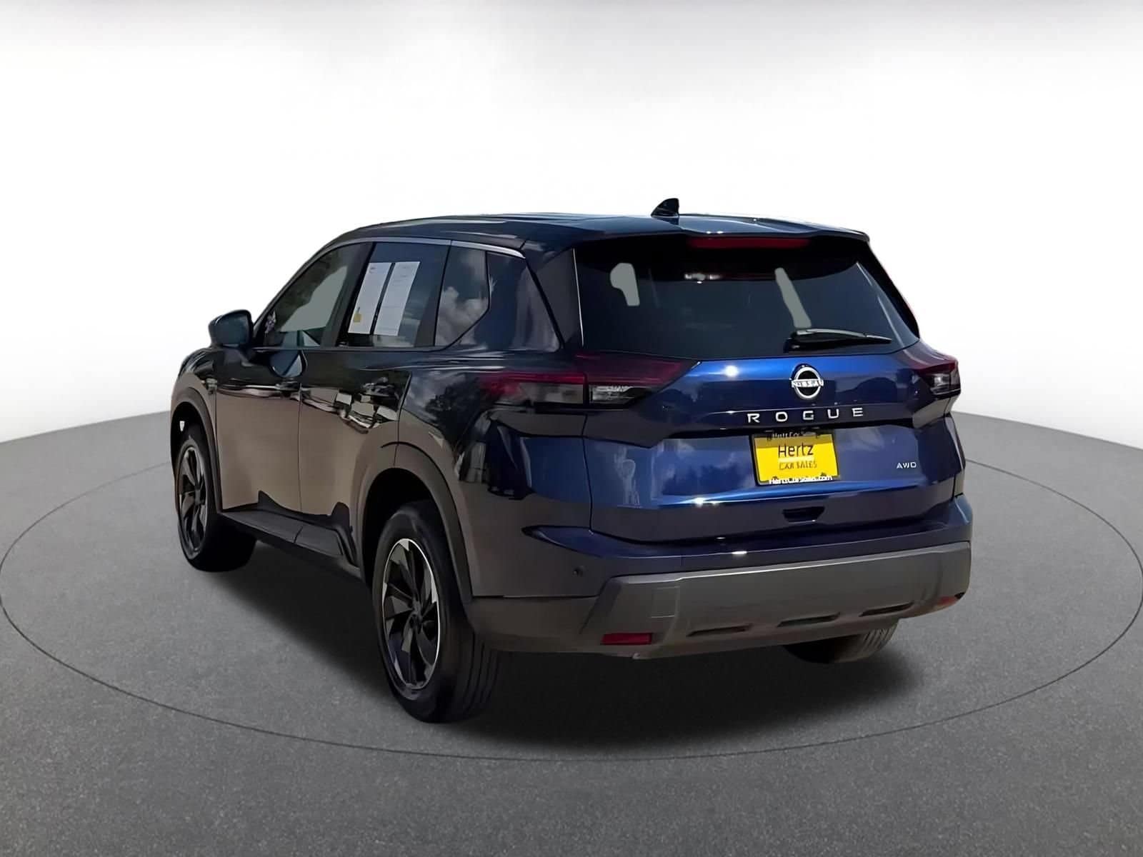 Thumbnail: 2025 Nissan Rogue - 12