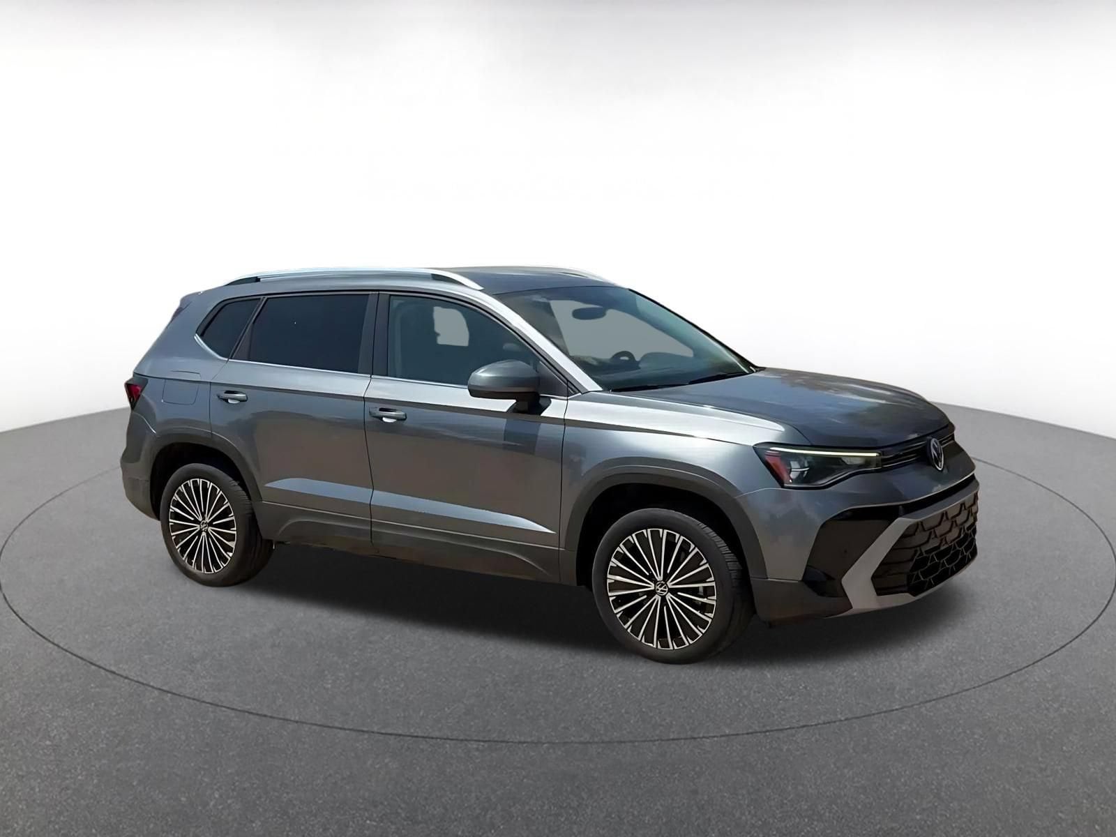 Thumbnail: 2026 Volkswagen Taos - 2