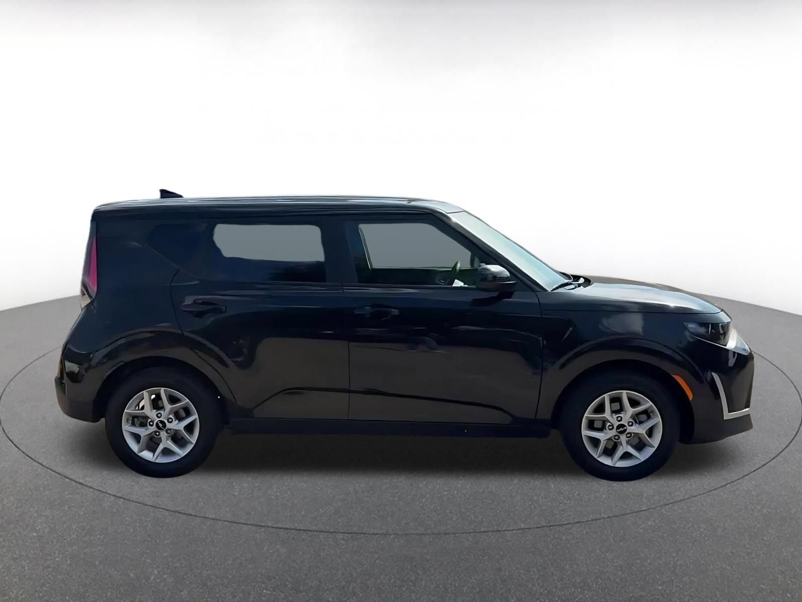 Thumbnail: 2025 Kia Soul - 16