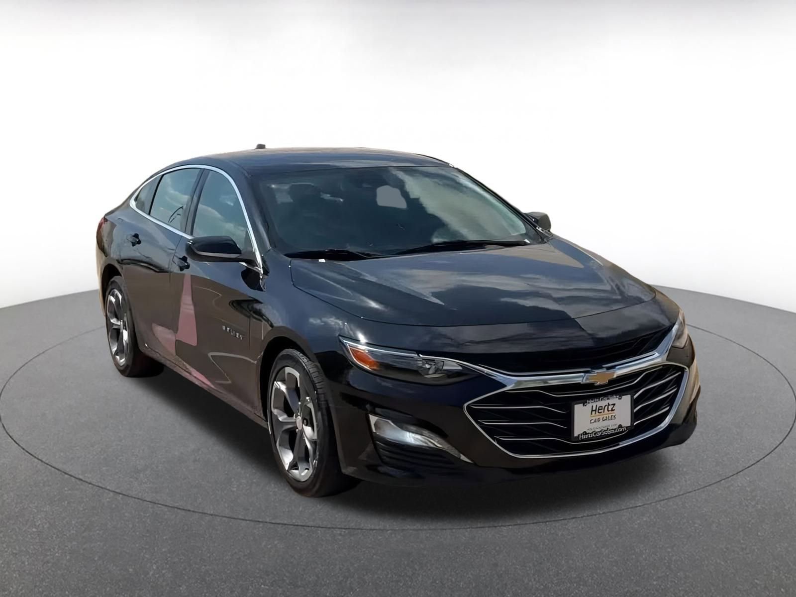 Thumbnail: 2024 Chevrolet Malibu - 3