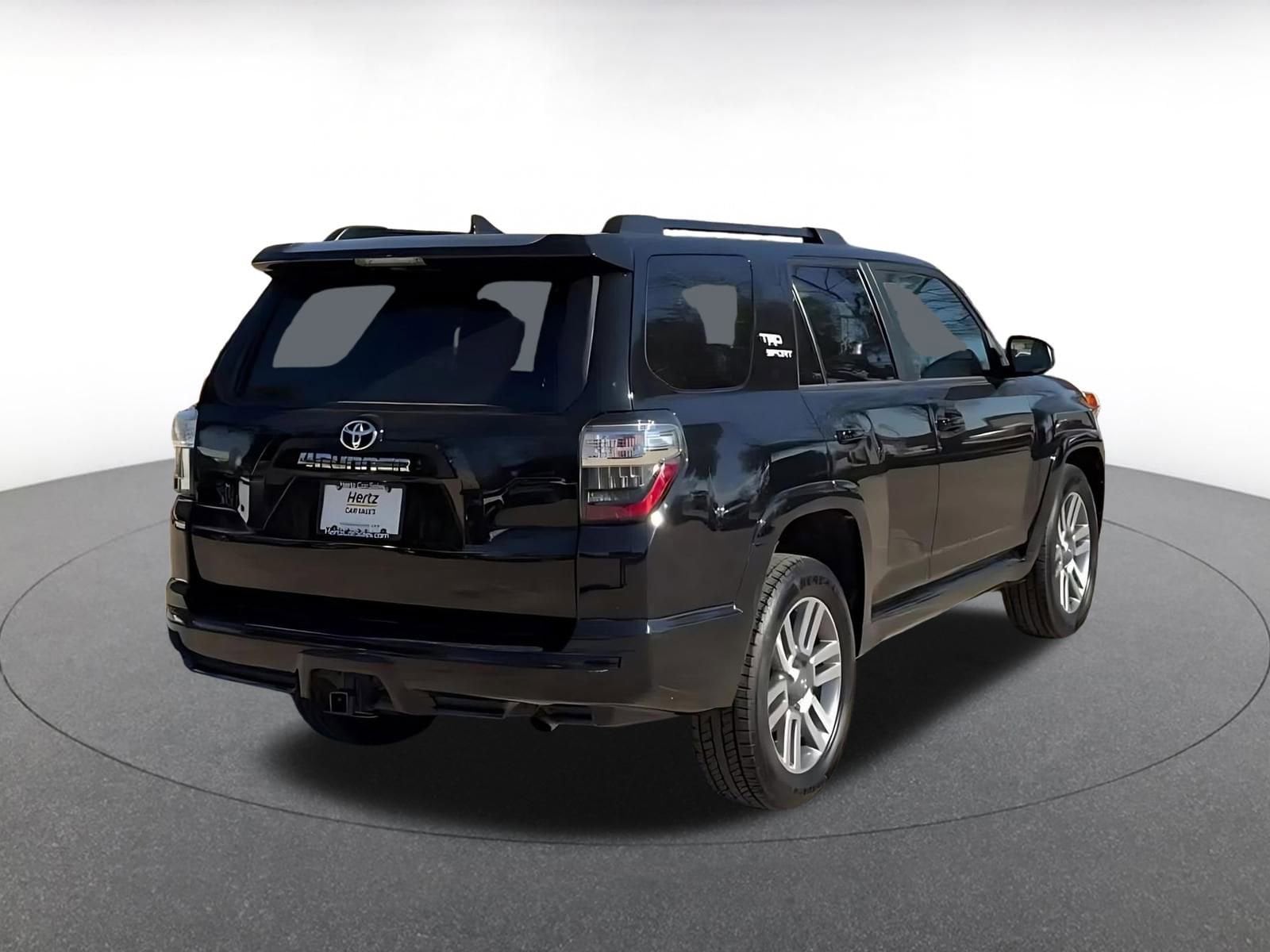 Thumbnail: 2024 Toyota 4Runner - 14