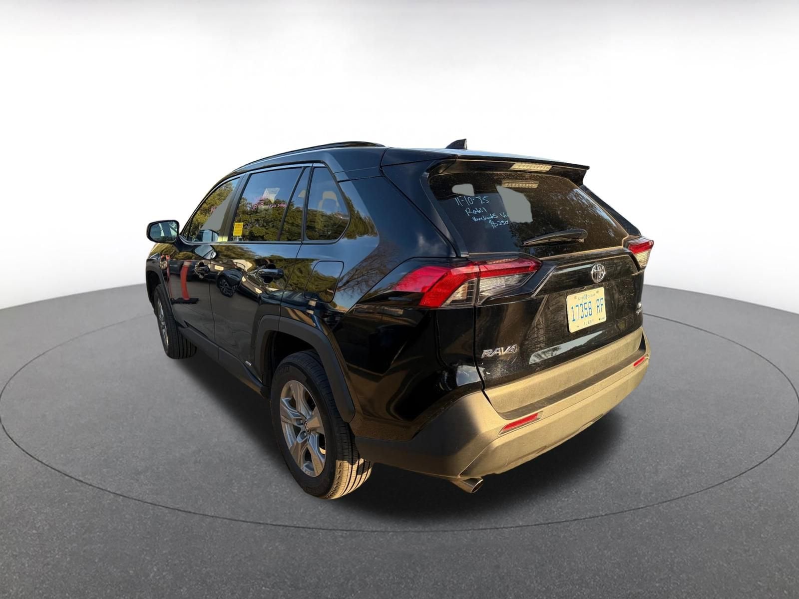 Thumbnail: 2025 Toyota RAV4 - 3