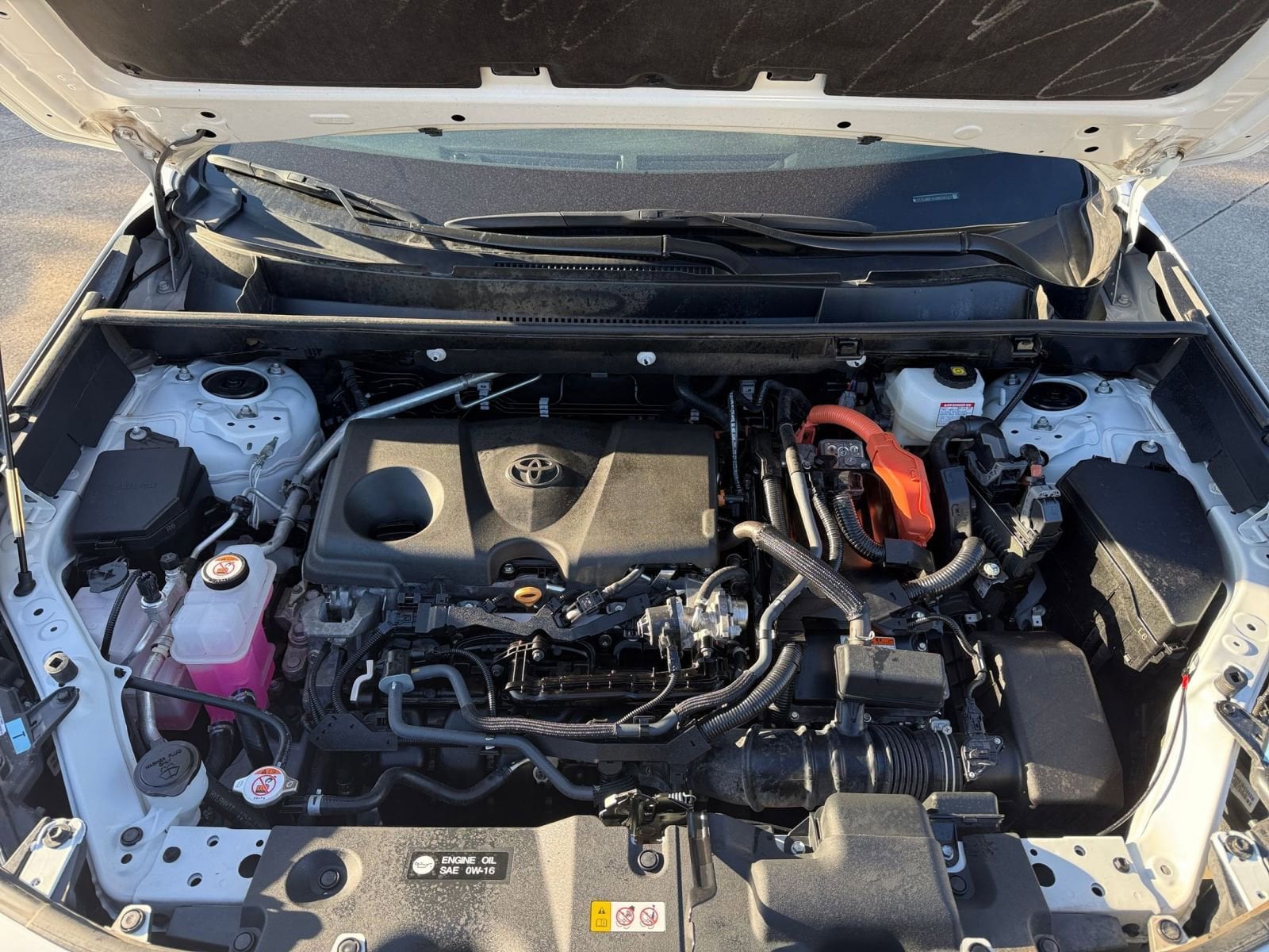 Thumbnail: 2025 Toyota RAV4 - 32