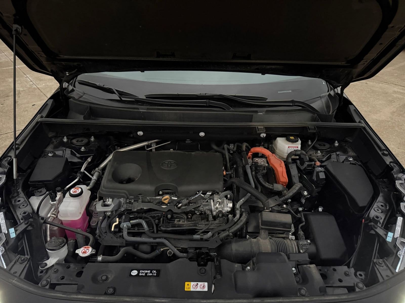 Thumbnail: 2025 Toyota RAV4 - 32