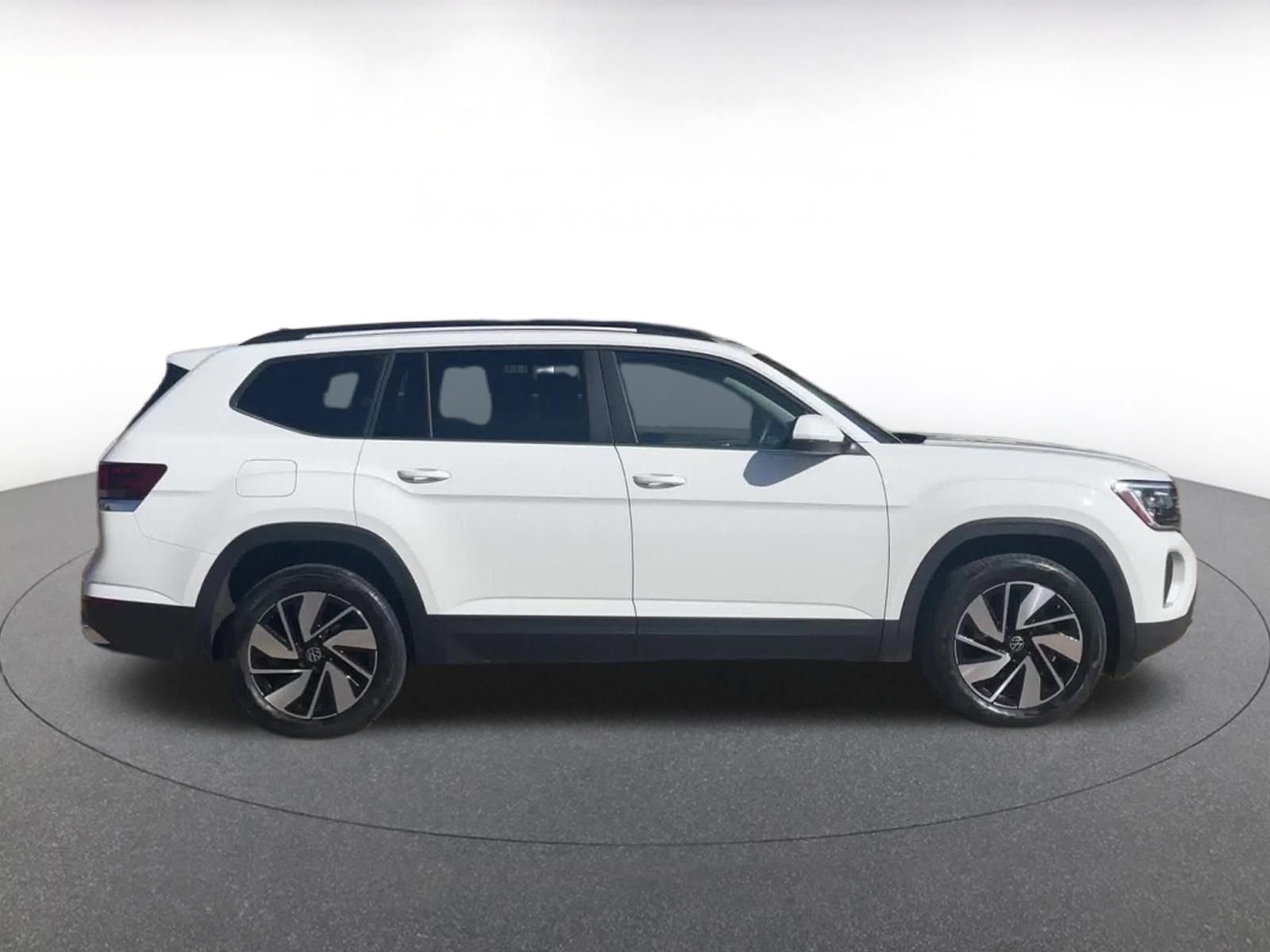 Thumbnail: 2025 Volkswagen Atlas - 16