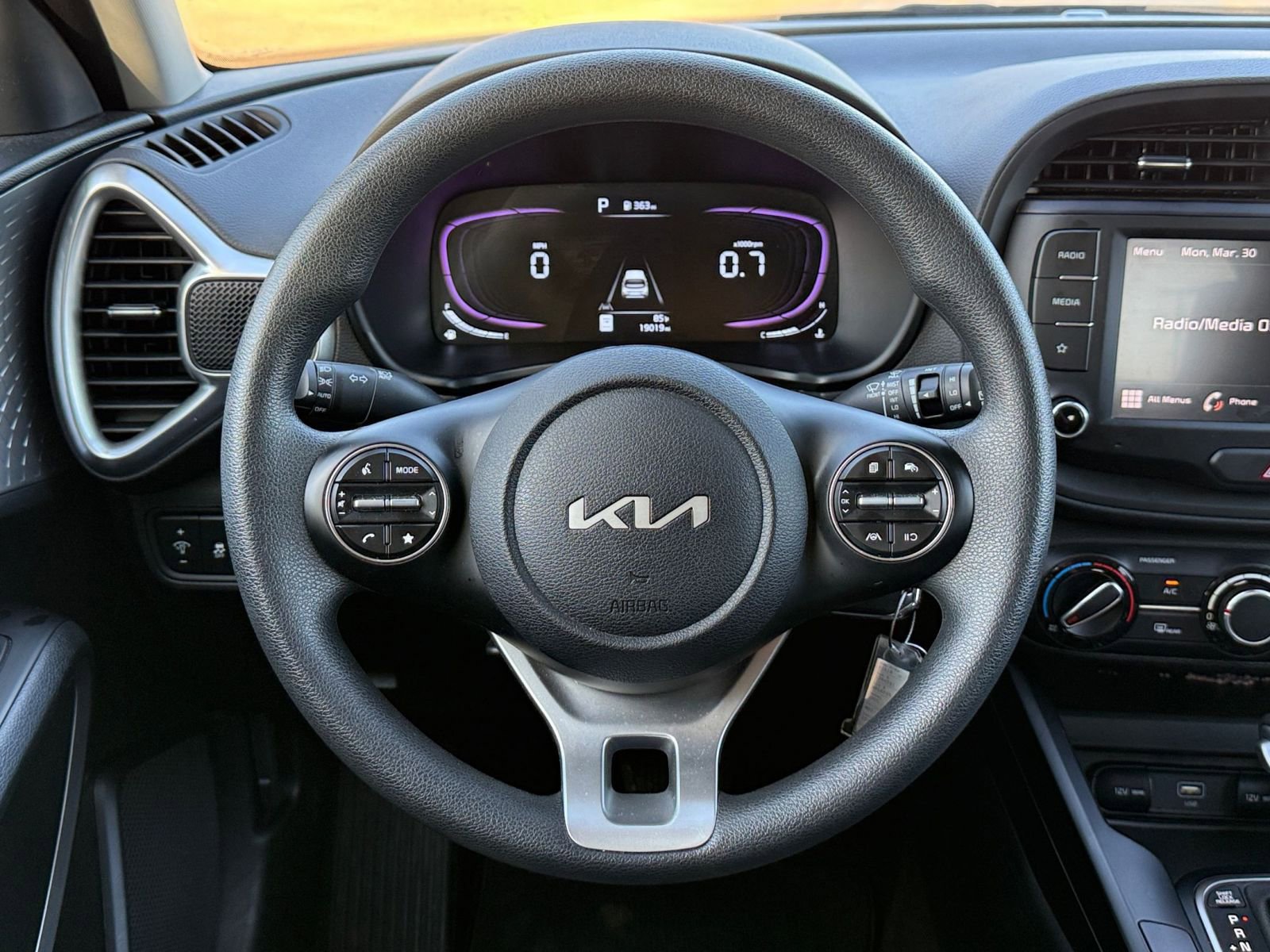 Thumbnail: 2025 Kia Soul - 28