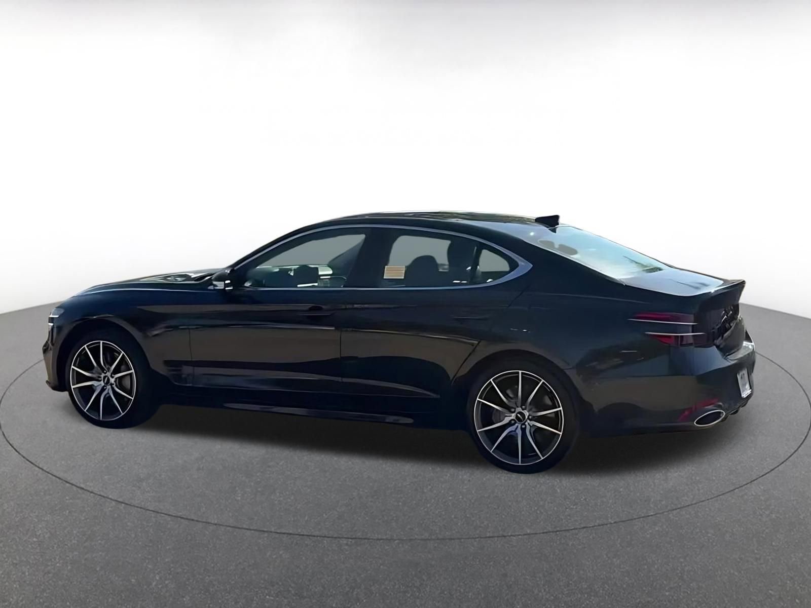 Thumbnail: 2025 Genesis G70 - 10