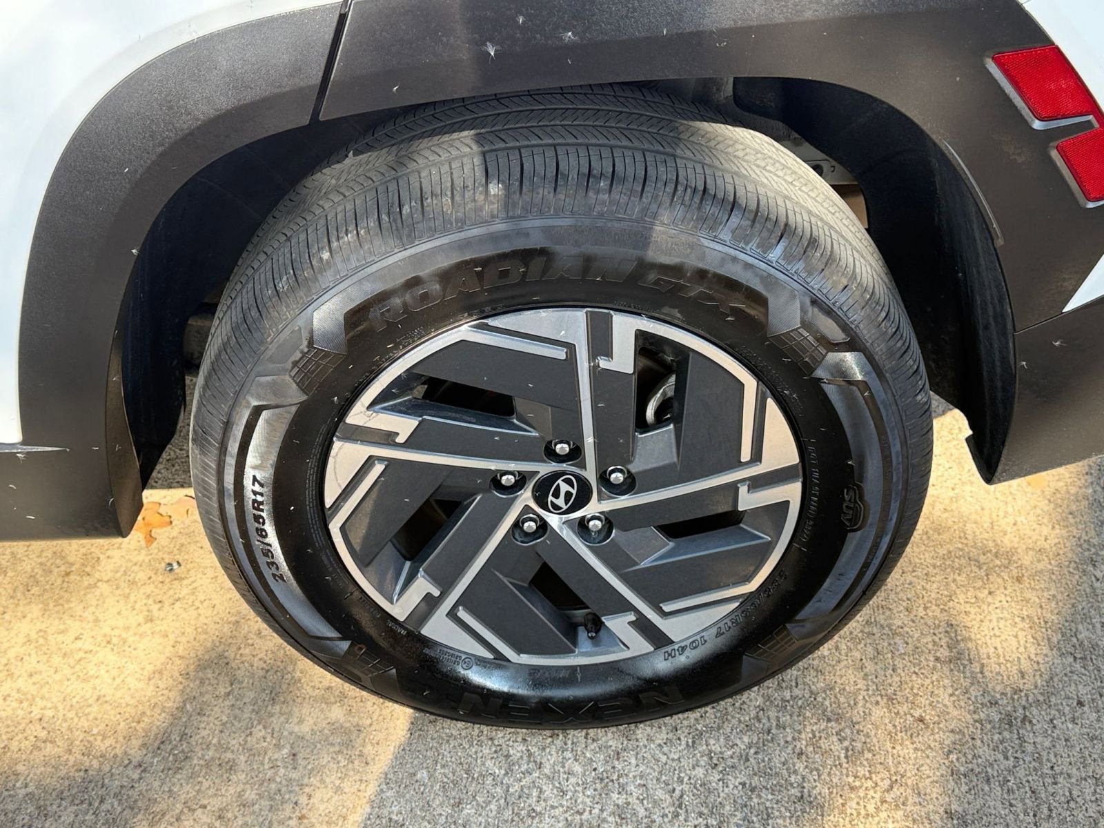 Thumbnail: 2025 Hyundai Tucson - 31