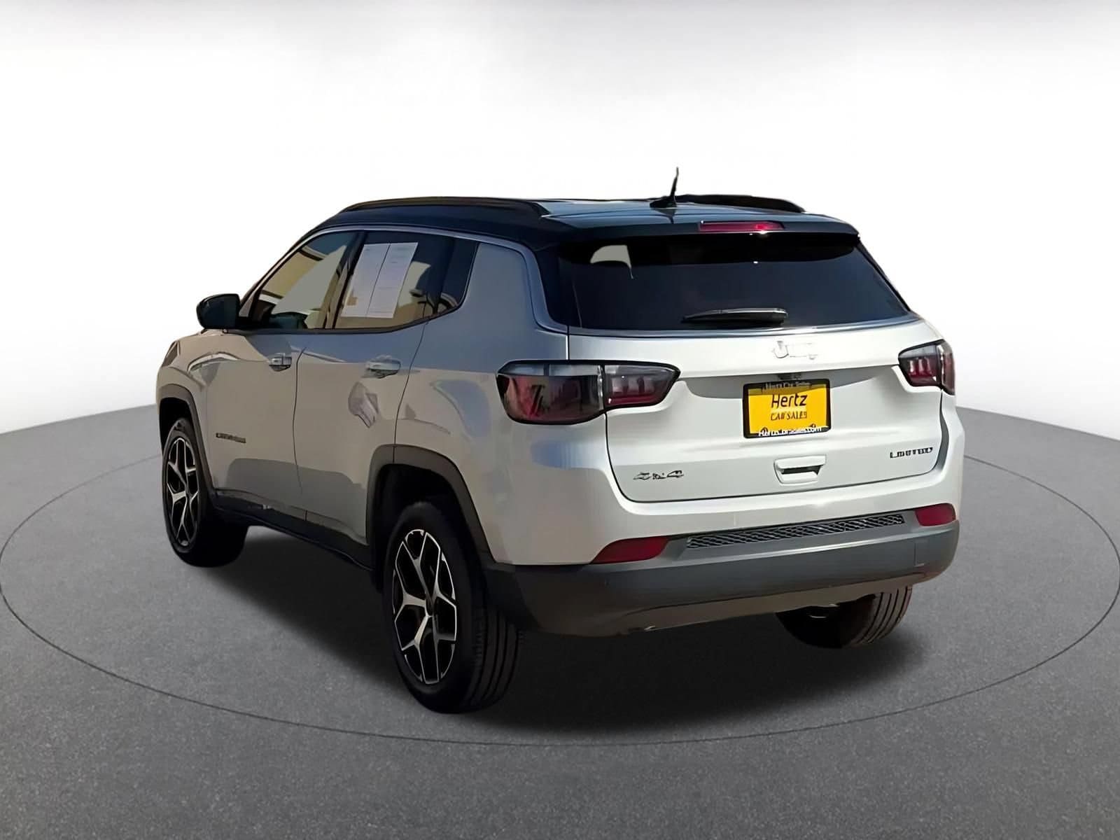 Thumbnail: 2025 Jeep Compass - 11
