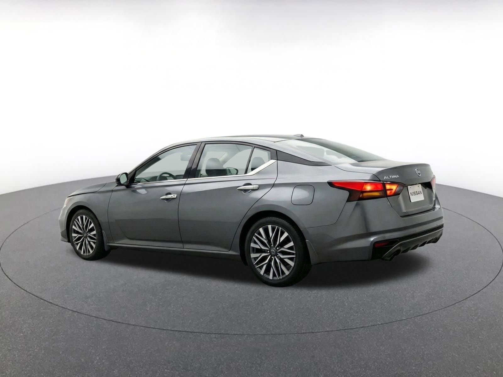 Thumbnail: 2025 Nissan Altima - 7