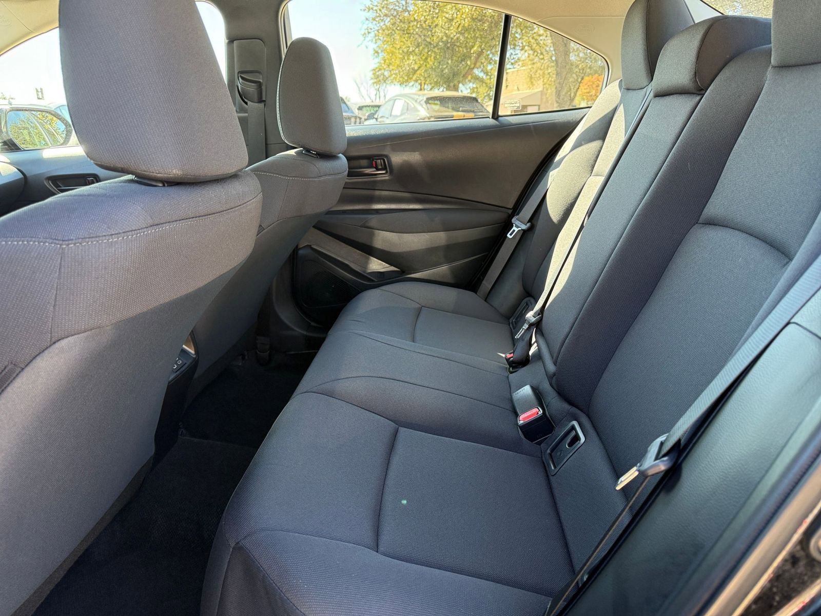 Thumbnail: 2025 Toyota Corolla - 25