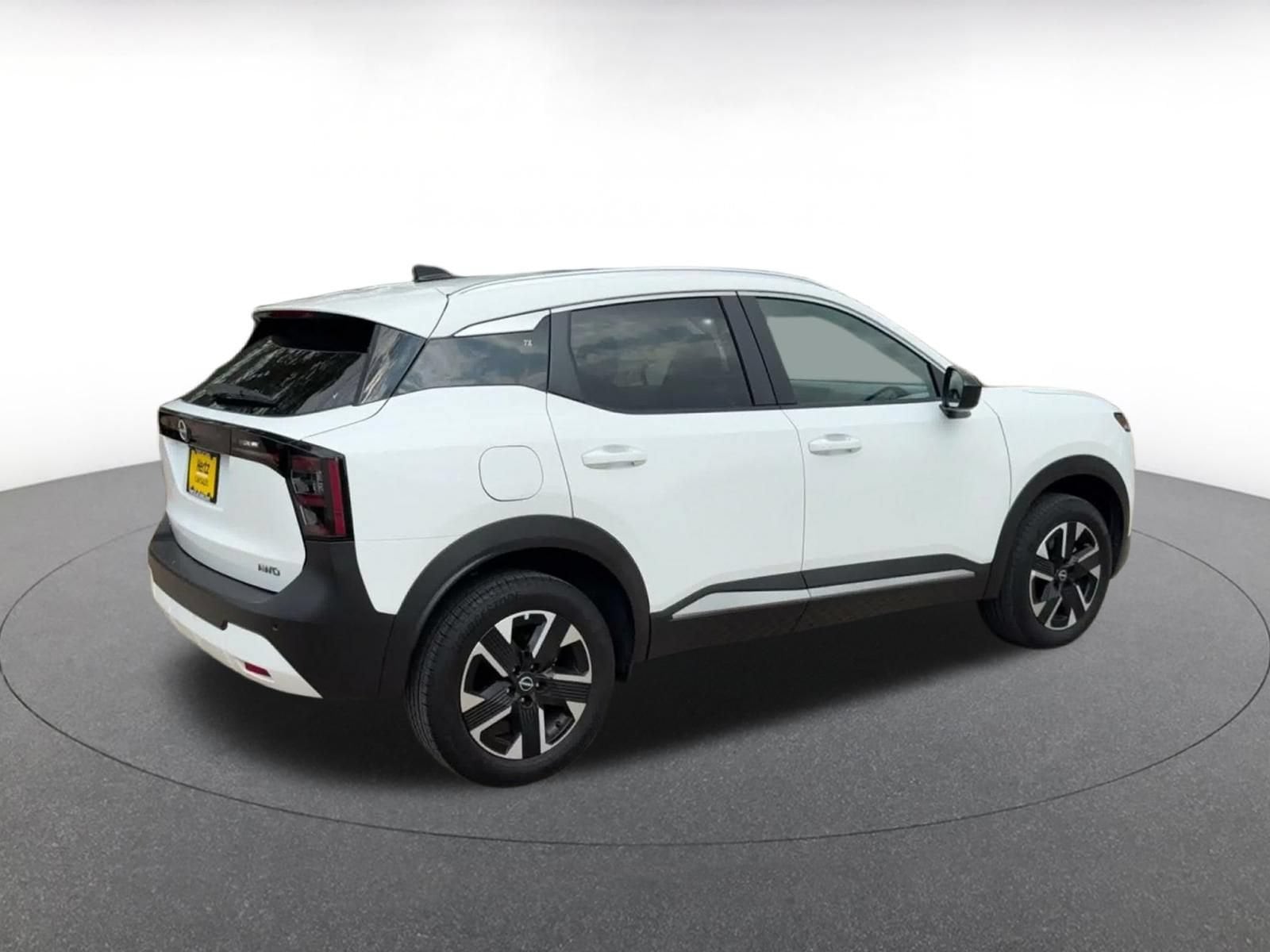 Thumbnail: 2026 Nissan Kicks - 14