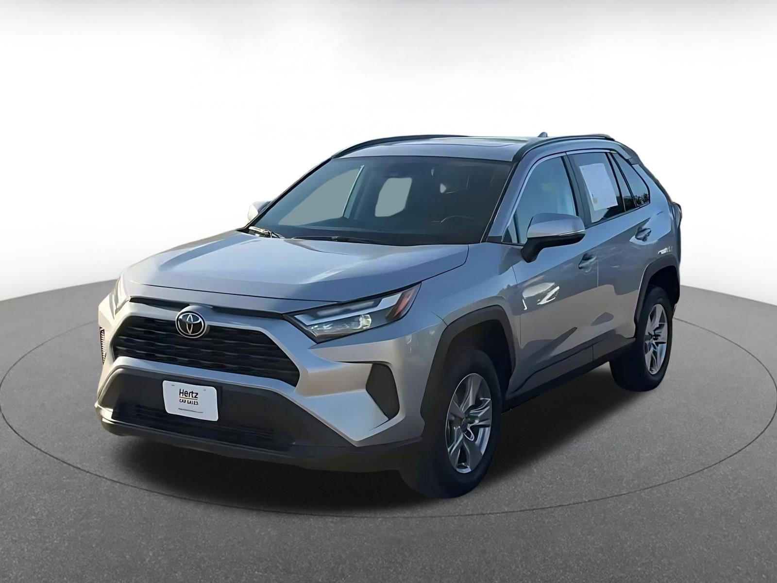 Thumbnail: 2025 Toyota RAV4 - 8