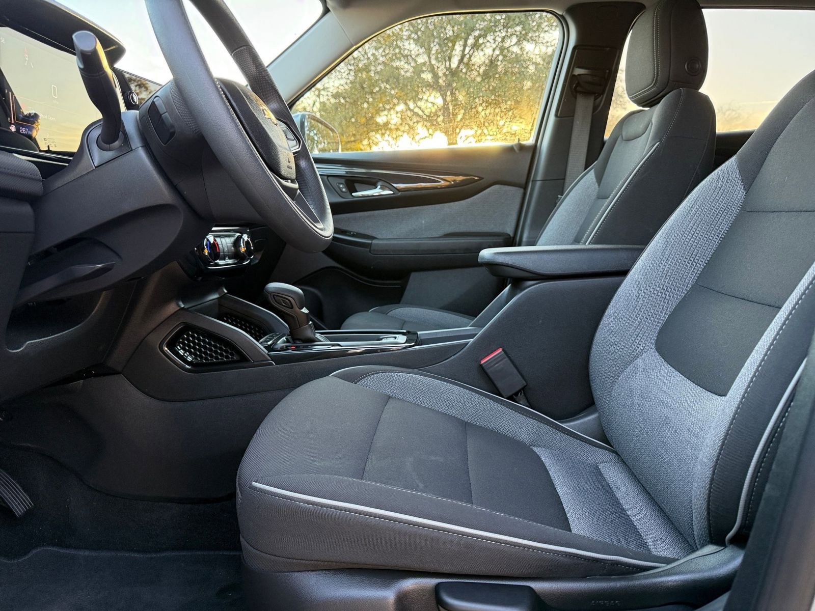 Thumbnail: 2025 Chevrolet TrailBlazer - 27