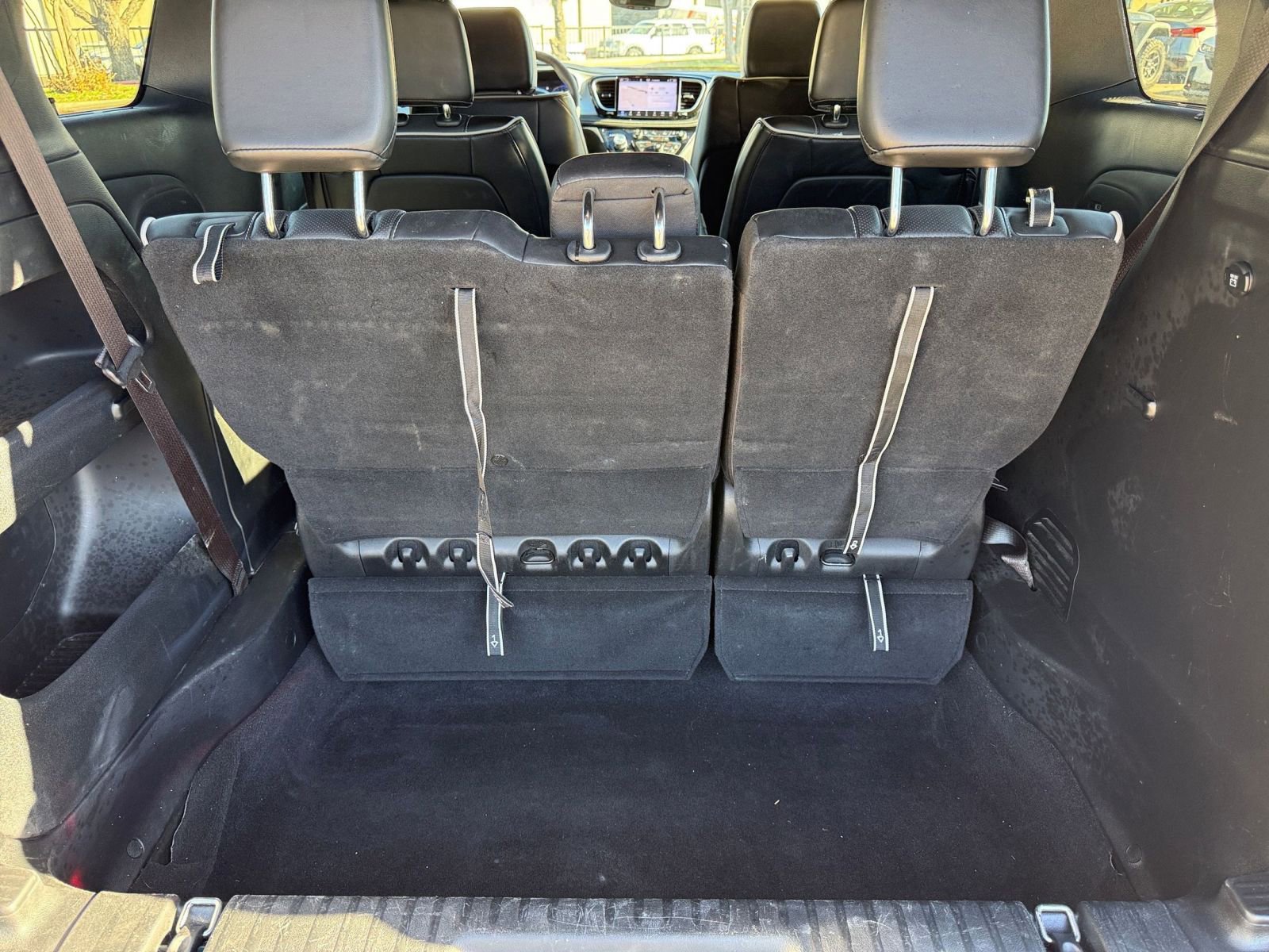 Thumbnail: 2025 Chrysler Pacifica - 35