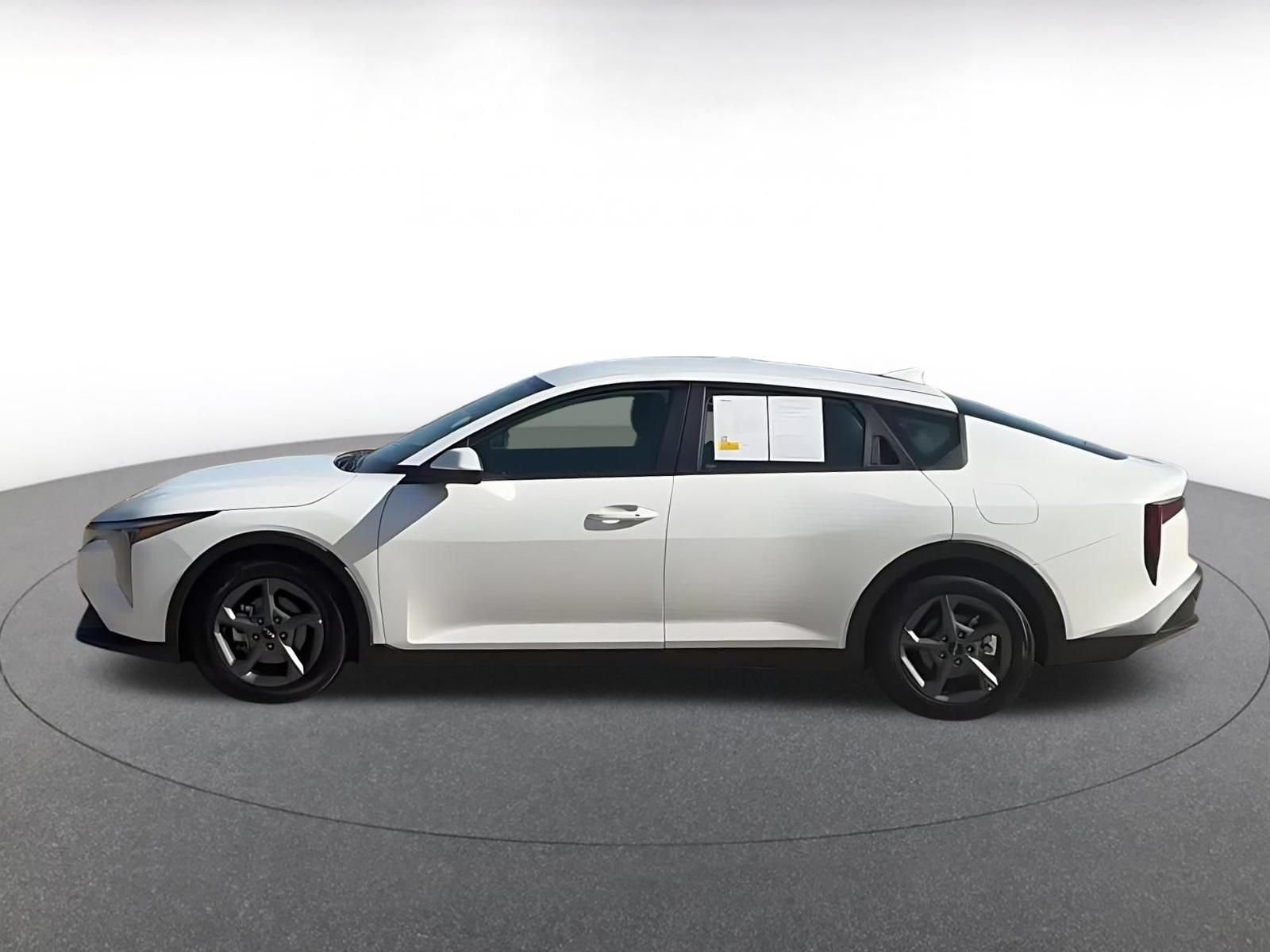 Thumbnail: 2025 Kia K4 - 9