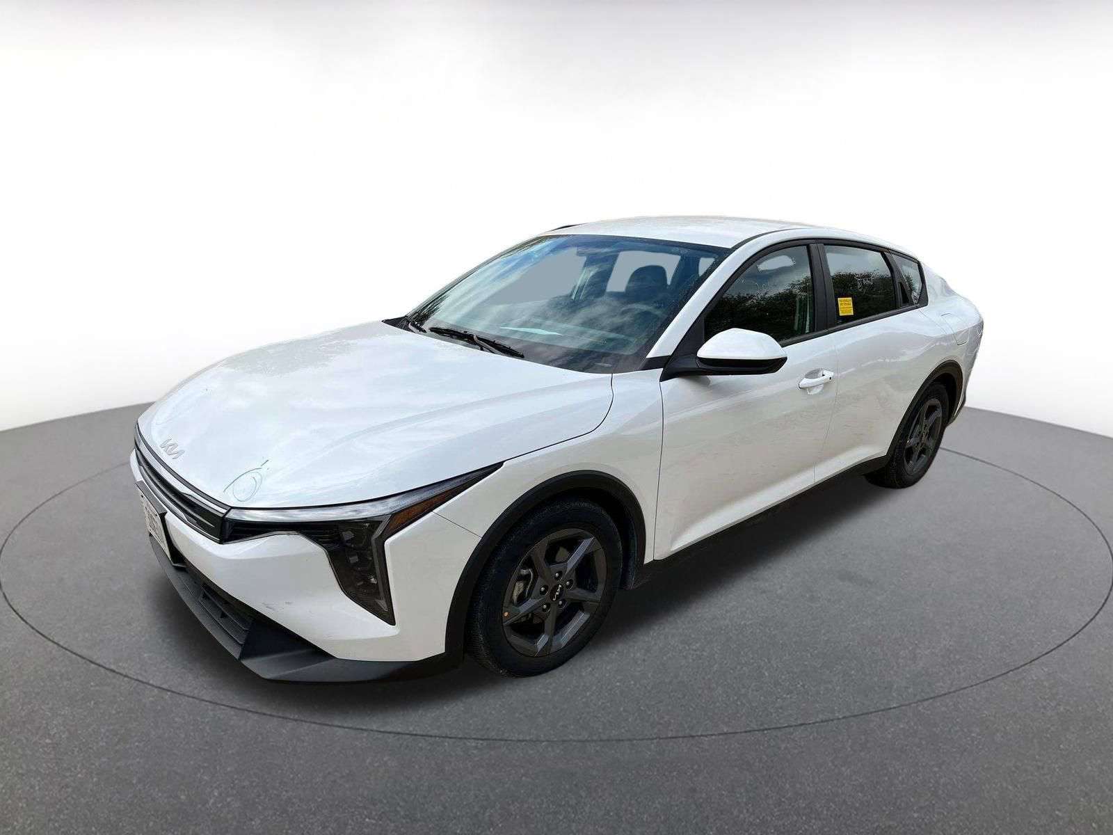 Thumbnail: 2025 Kia K4 - 3