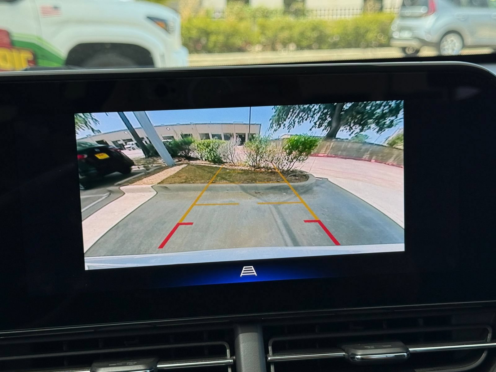 Thumbnail: 2025 Chevrolet Trax - 20