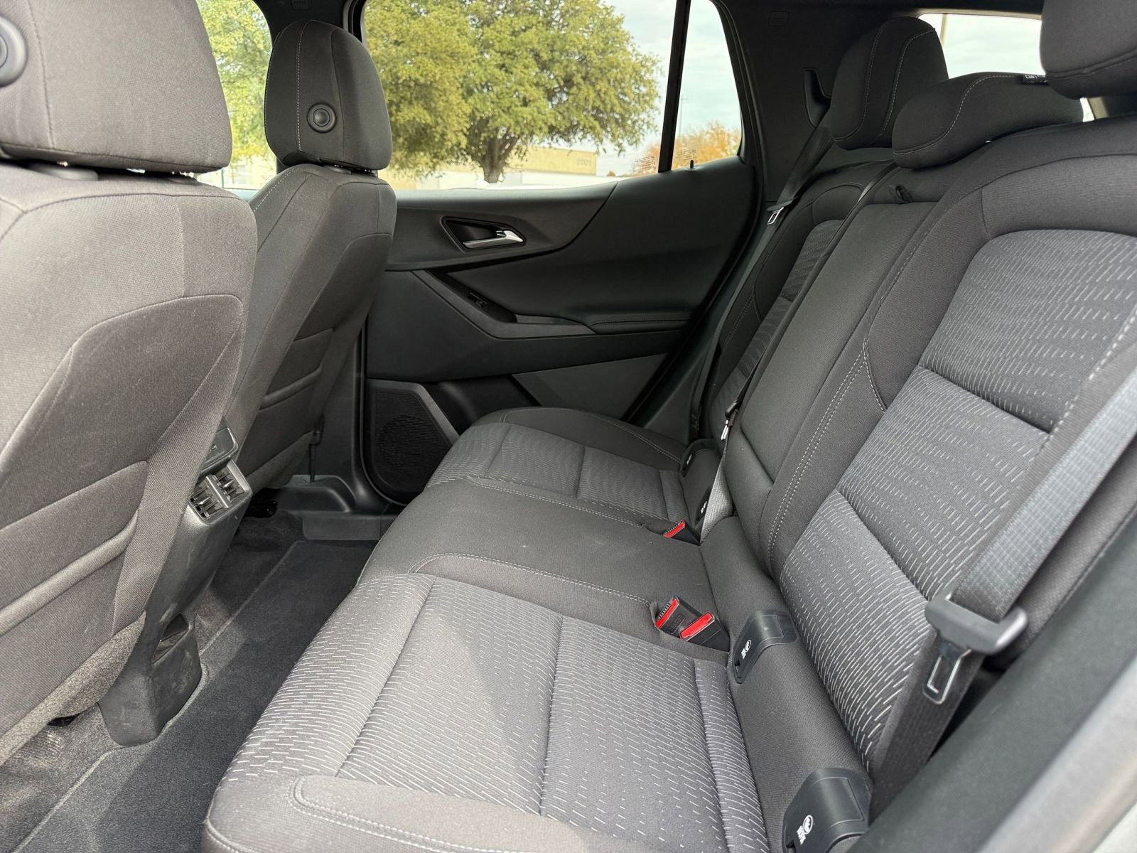 Thumbnail: 2025 Chevrolet Equinox - 25