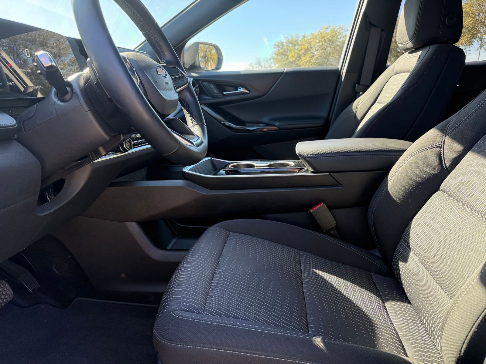 Thumbnail: 2025 Chevrolet Equinox - 27