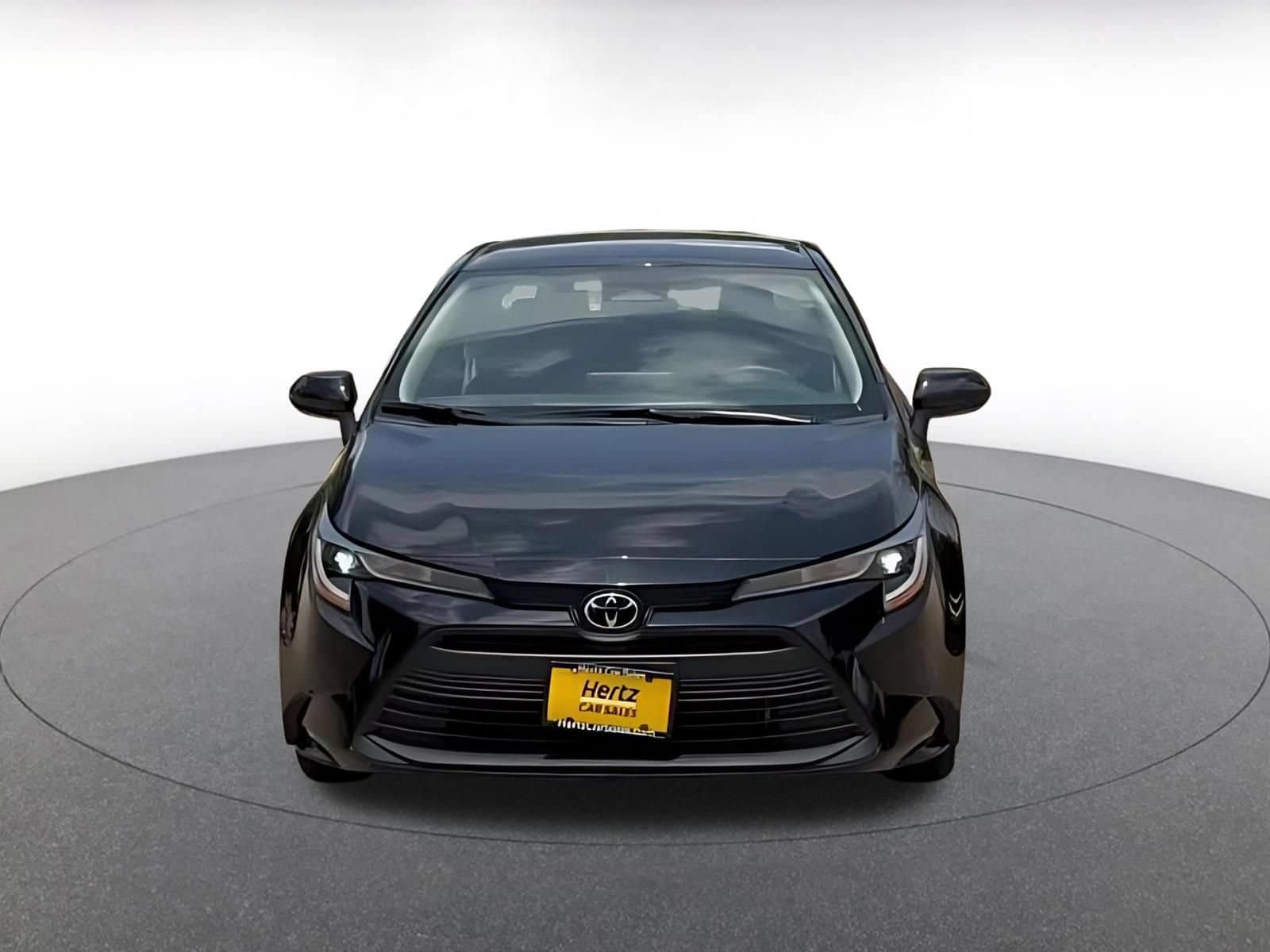 Thumbnail: 2025 Toyota Corolla - 4